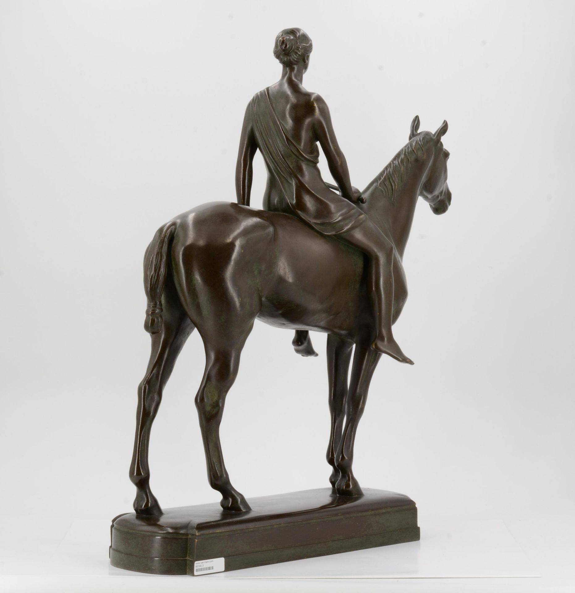 TUAILLON, LOUISBerlin 1862 - 1919Title: Amazon on Horseback. Technique: Bronze. Height: 57cm. - Bild 4 aus 7