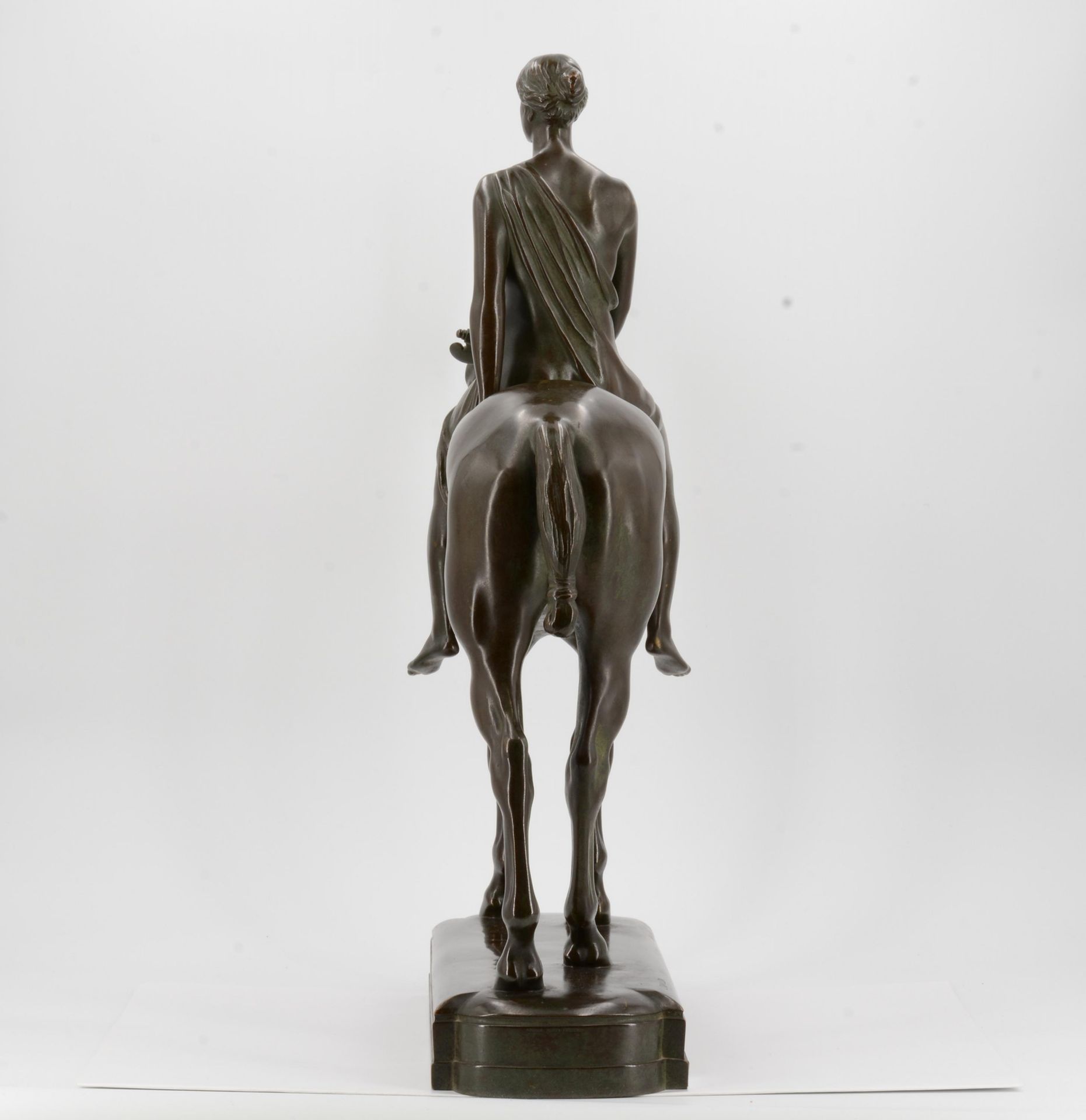 TUAILLON, LOUISBerlin 1862 - 1919Title: Amazon on Horseback. Technique: Bronze. Height: 57cm. - Bild 3 aus 7