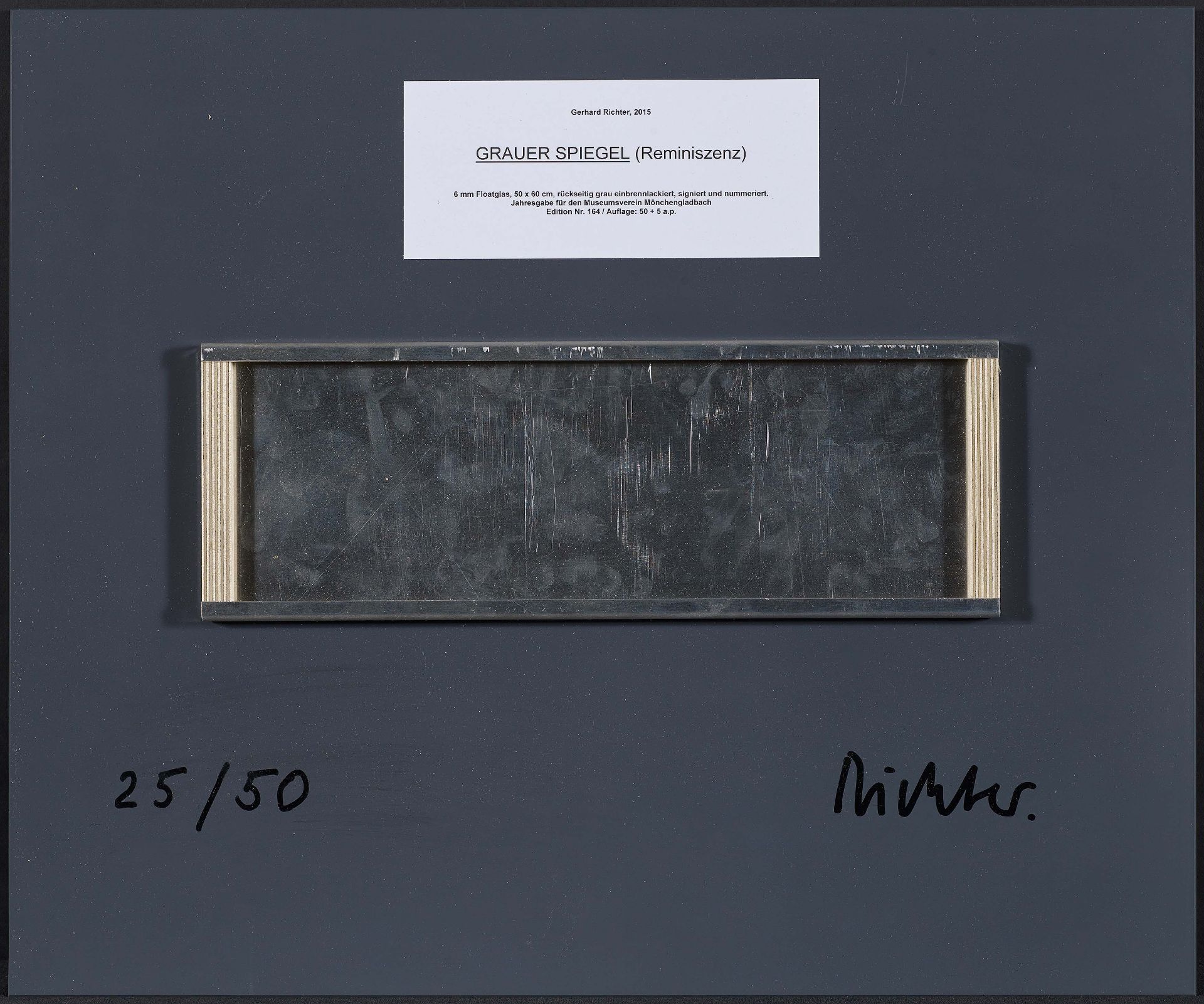 Richter, Gerhard1932 DresdenGrauer Spiegel (Reminiszenz). 2015. 6mm float glass, verso grey baked - Bild 3 aus 3