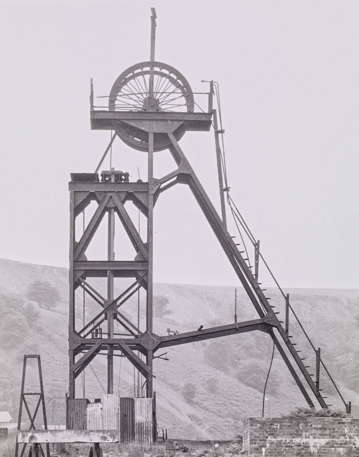 Becher, Bernd and Hilla1931 Siegen - 2007 Rostock / 1934 Potsdam - 2015 DüsseldorfIndustriebauten. - Image 11 of 20