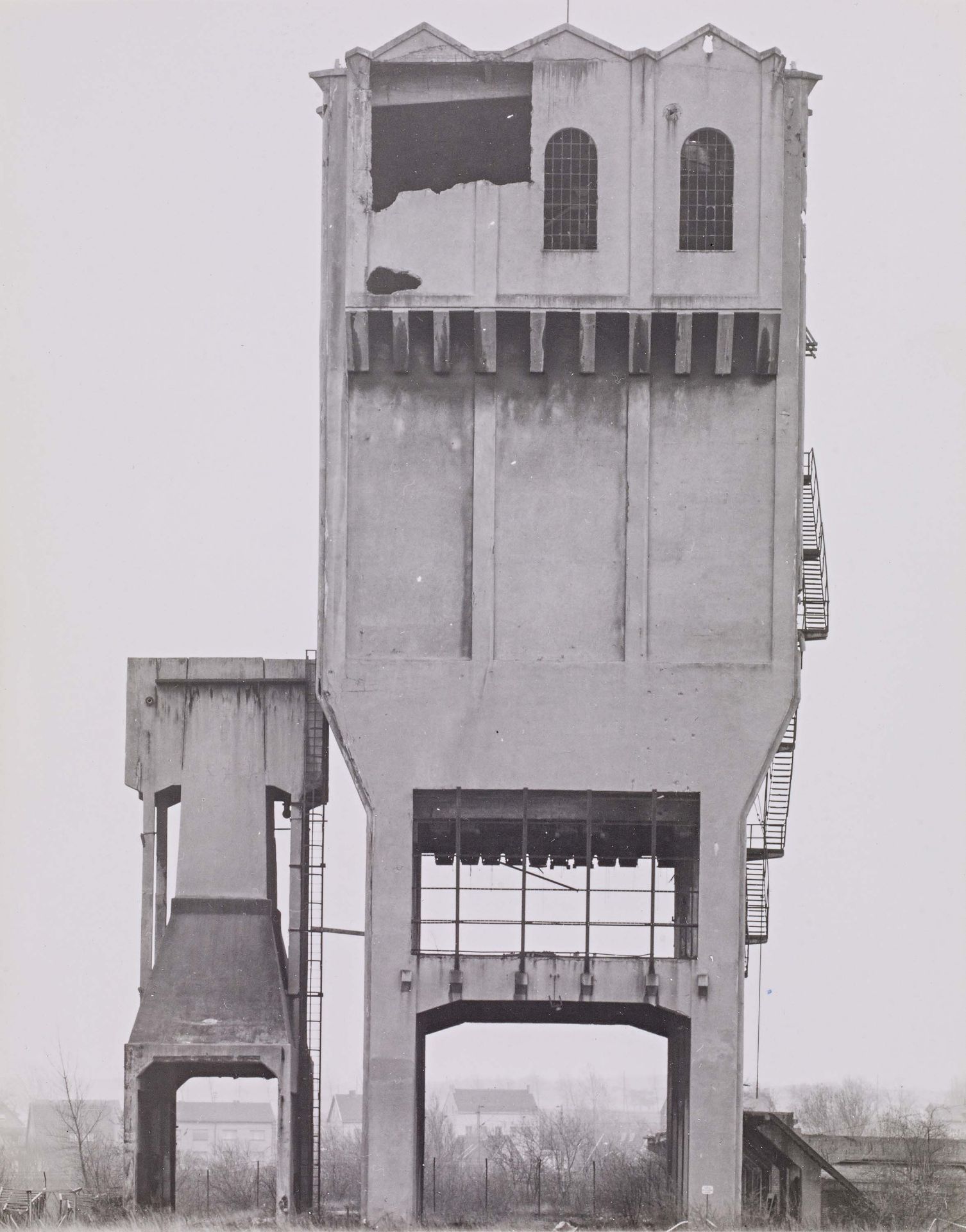 Becher, Bernd and Hilla1931 Siegen - 2007 Rostock / 1934 Potsdam - 2015 DüsseldorfIndustriebauten. - Image 3 of 20