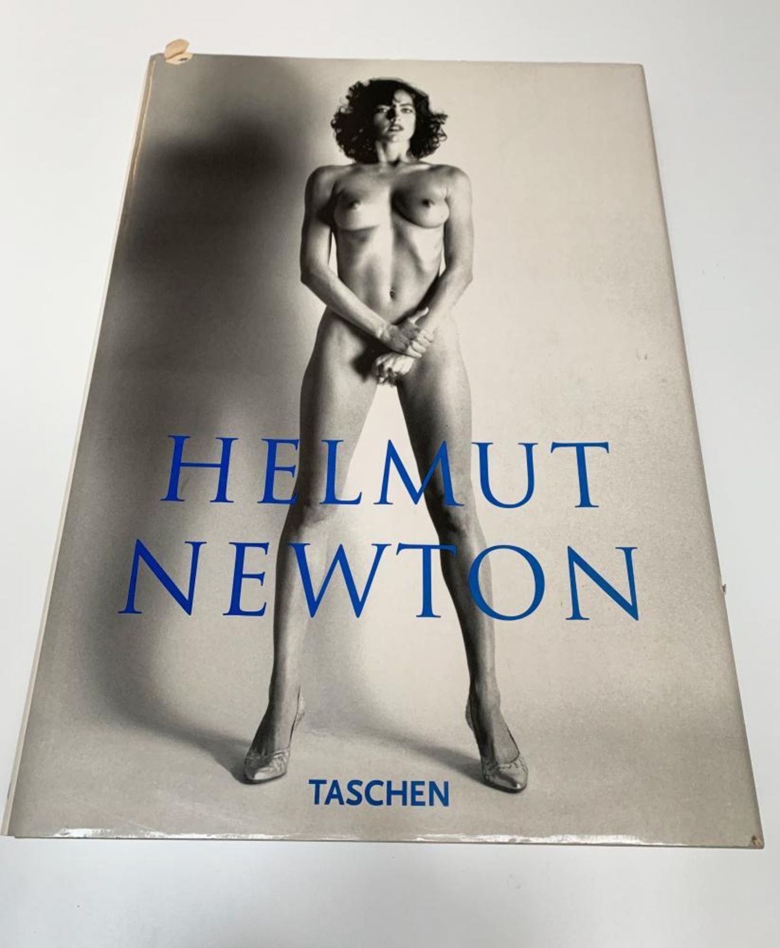 NEWTON, HELMUT1920 Berlin - 2004 Los AngelesTitle: Sumo. Date: 1990. Technique: Photobook - Bild 4 aus 7