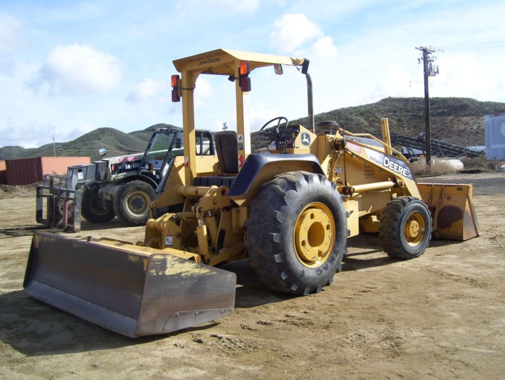 2005 John Deere 210LE Skip Loader, - Image 3 of 17