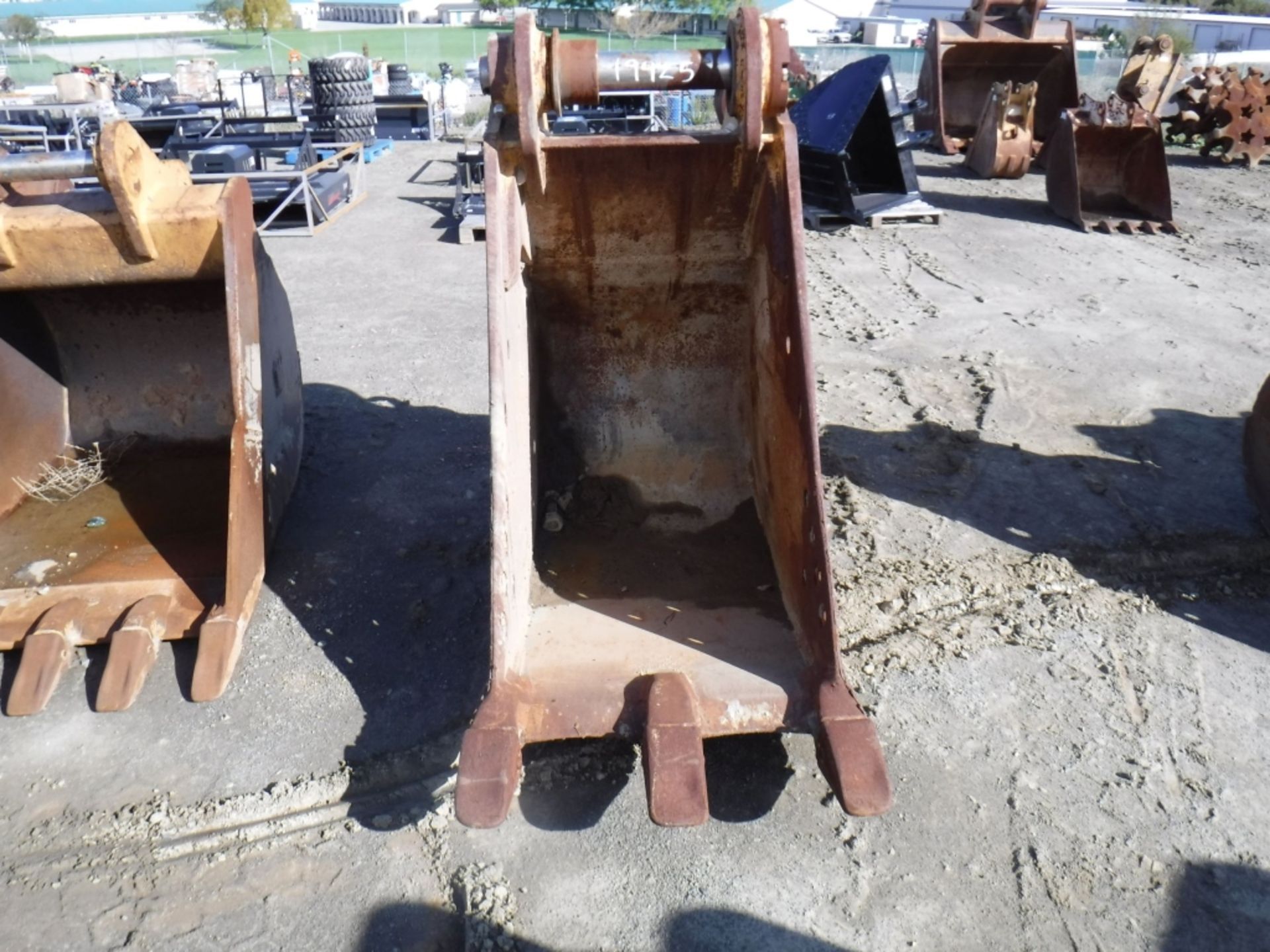 Caterpillar 36" Excavator Bucket, - Image 2 of 5