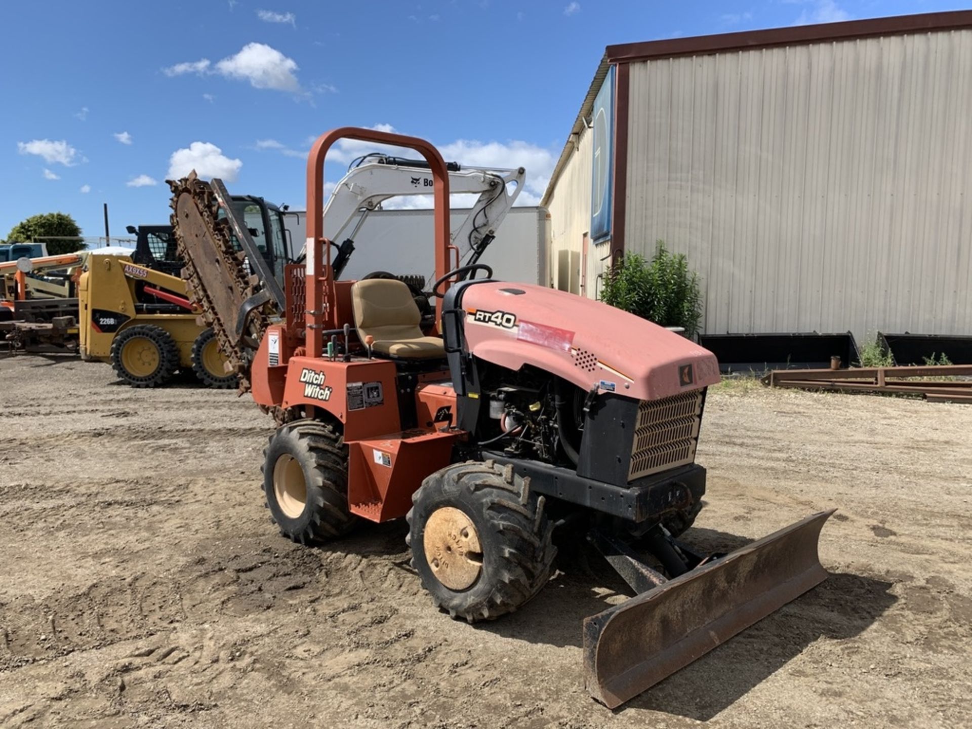 2005 Ditch Witch RT40 Ride On Trencher, - Image 3 of 15