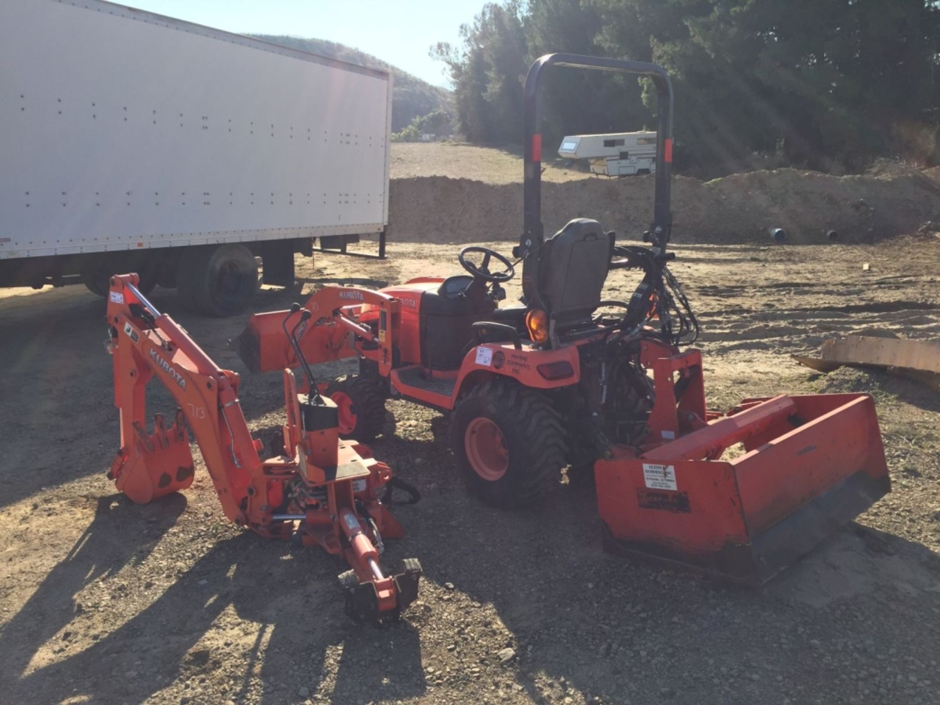 2014 Kubota BX25DLB Utility Tractor, - Image 2 of 38