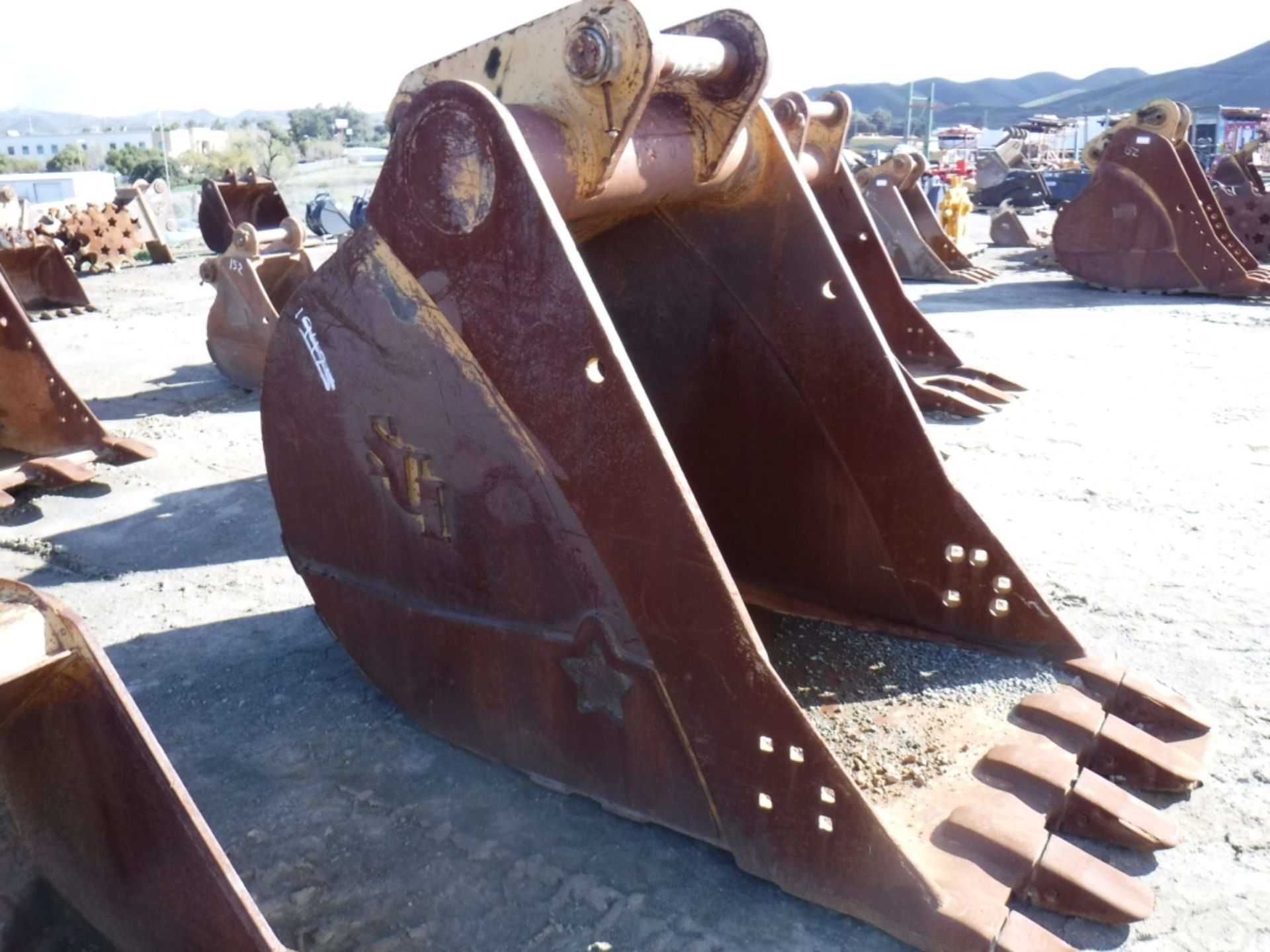 SUI 48" Excavator Bucket, - Image 2 of 5