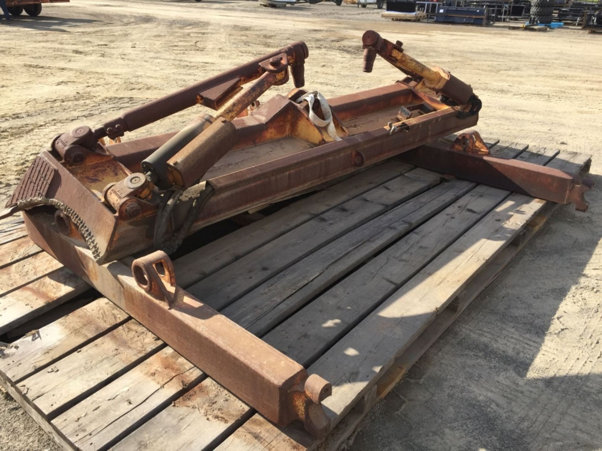 Dozer Blade Attachment. - Image 4 of 5