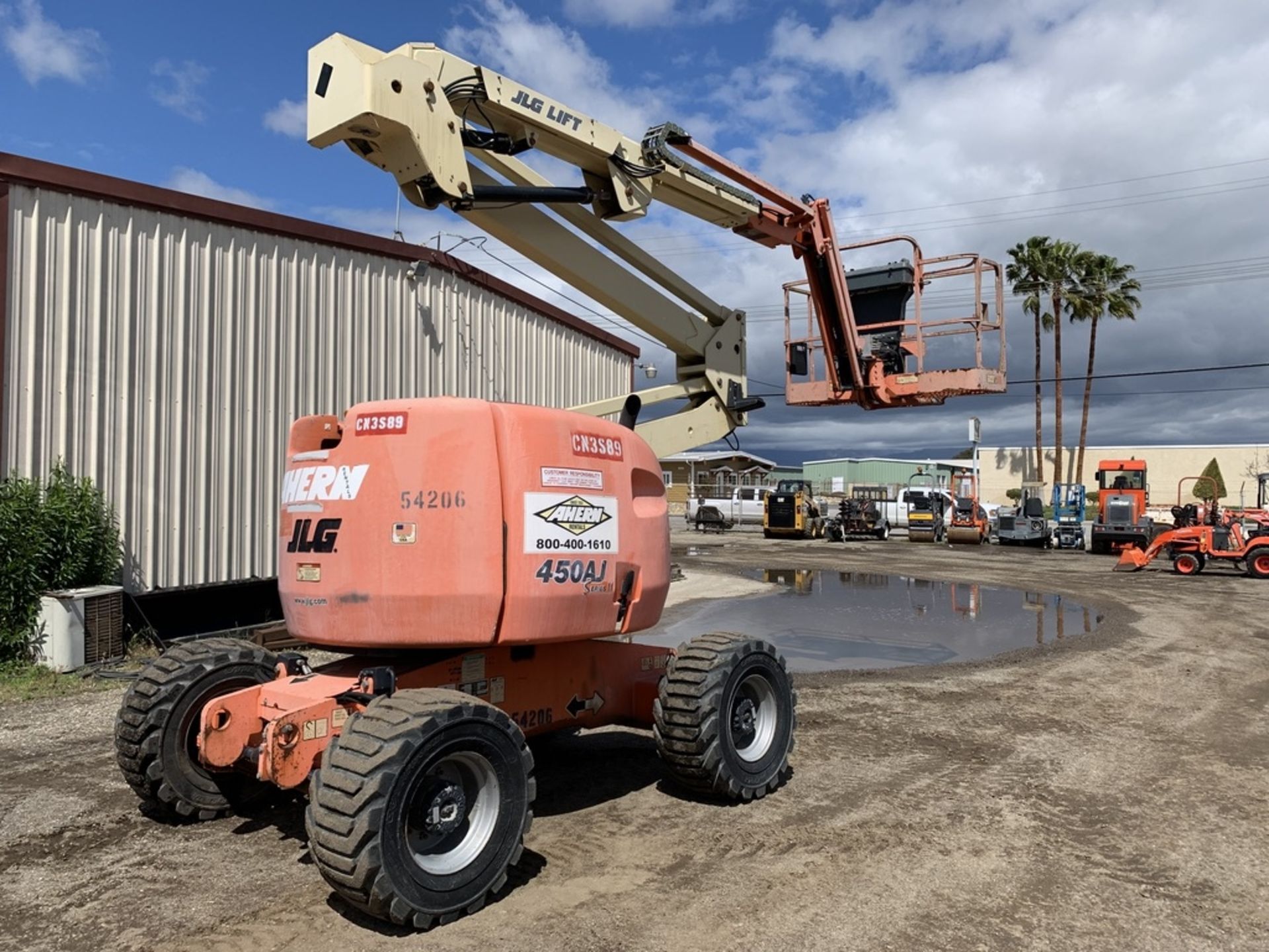 2006 JLG 450AJ Articulated Boom Lift, - Image 2 of 12