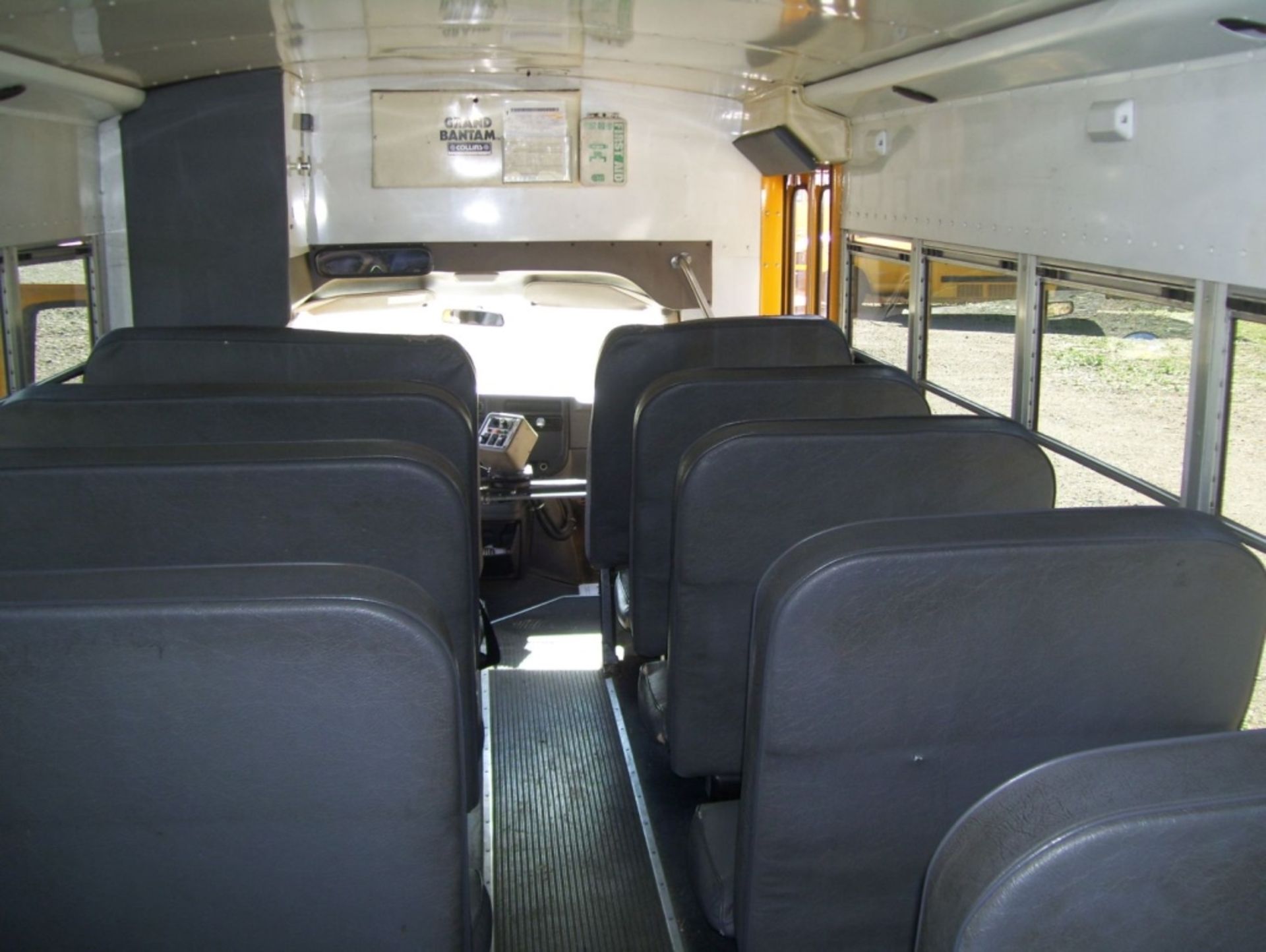Chevrolet 3500 23-Passenger Bus, - Image 19 of 27