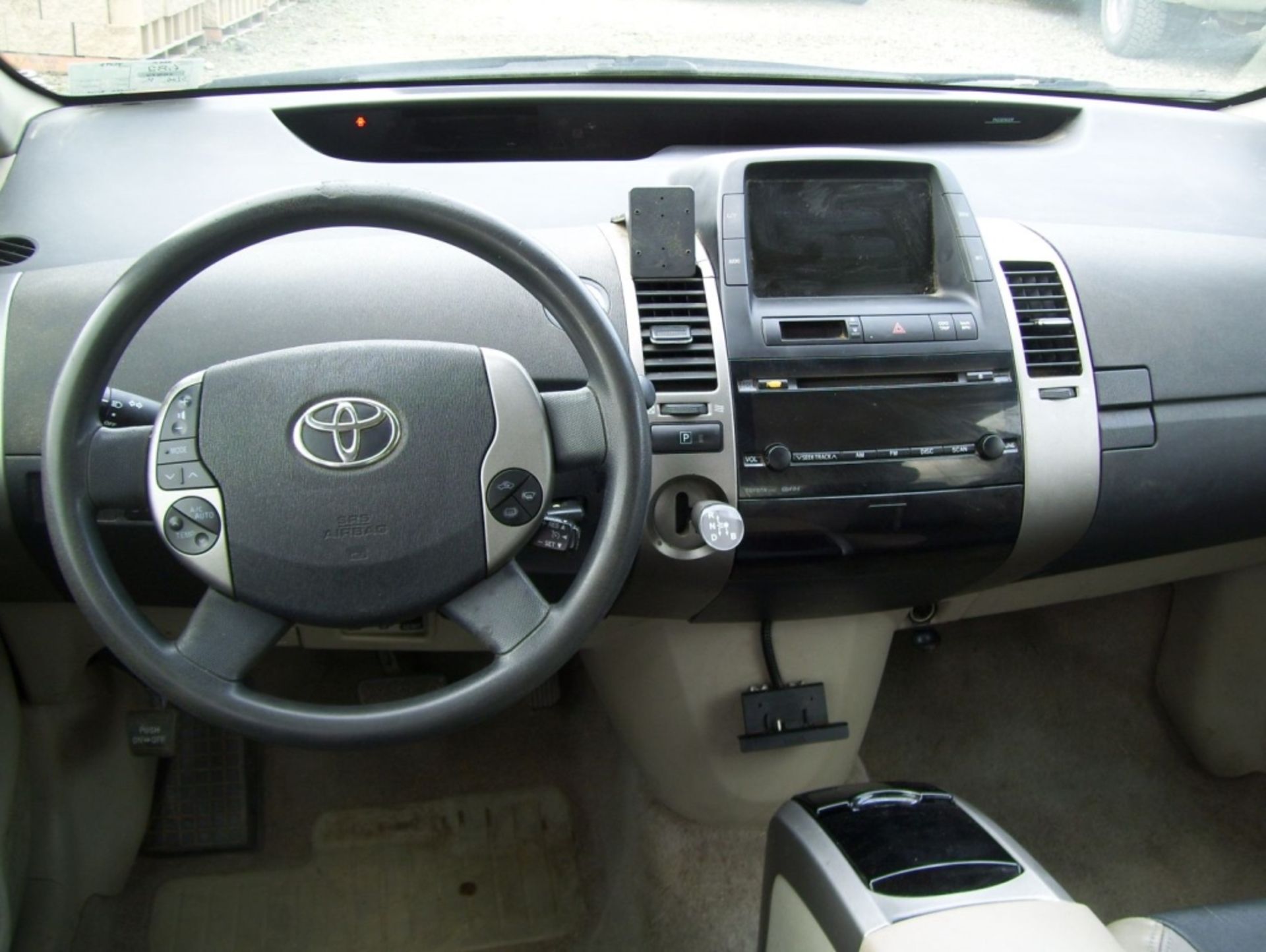 Toyota Prius Sedan, - Image 12 of 19