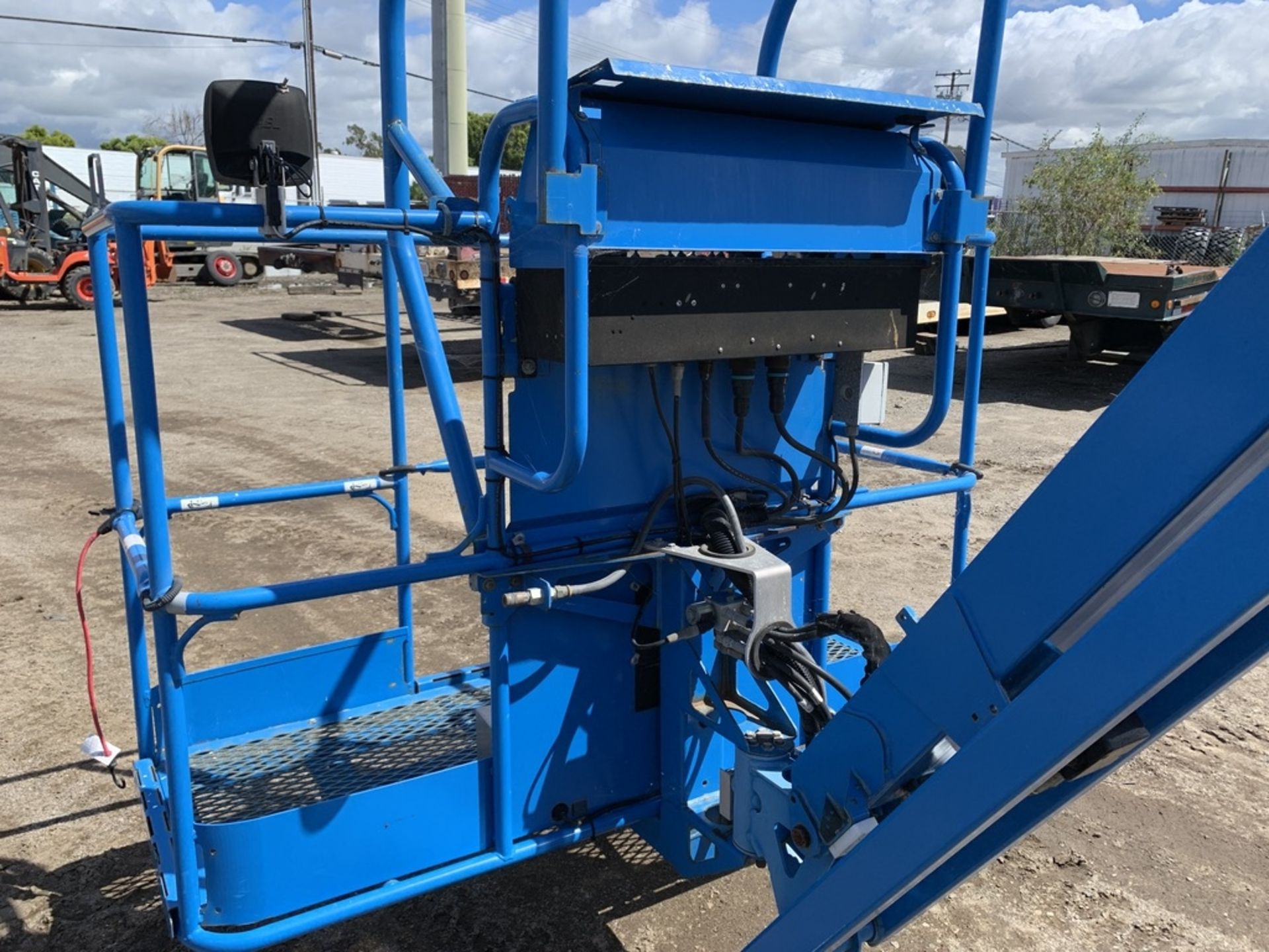 2013 Genie Z-45/25 Articulated Boom Lift, - Image 13 of 20