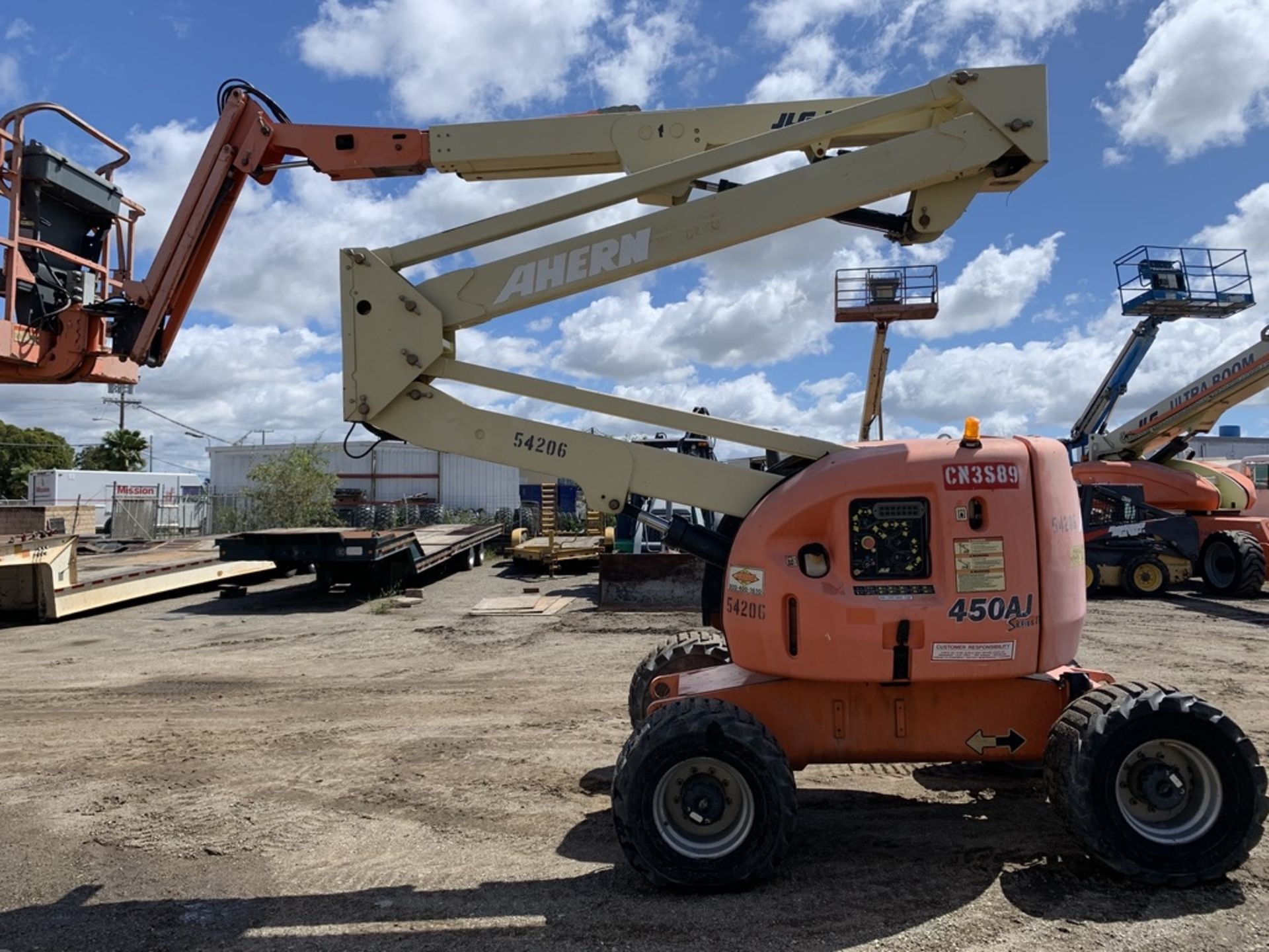 2006 JLG 450AJ Articulated Boom Lift, - Image 5 of 12