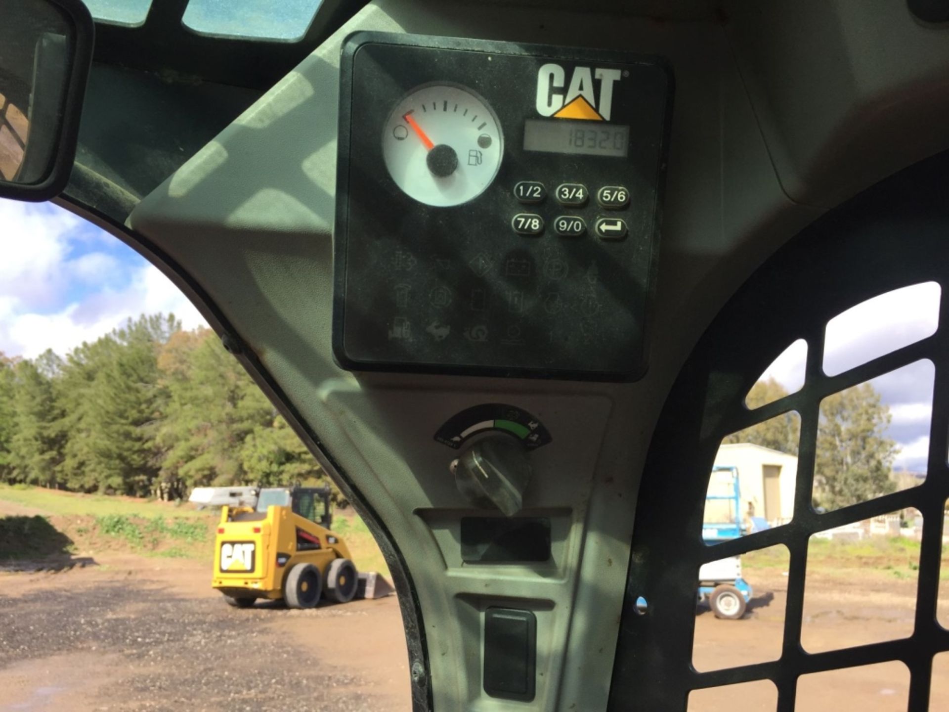 2016 Caterpillar 239D Track Loader, - Image 8 of 28