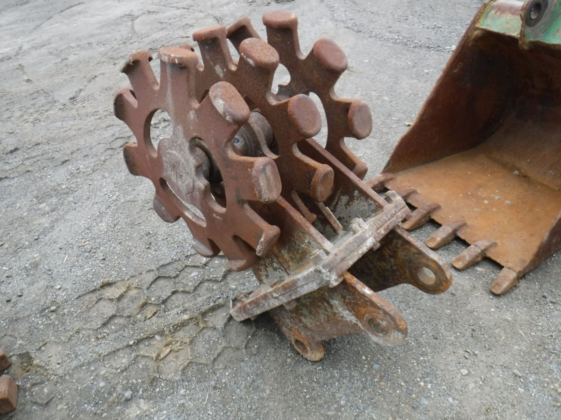 18" Compaction Wheel Attachment. - Image 3 of 5