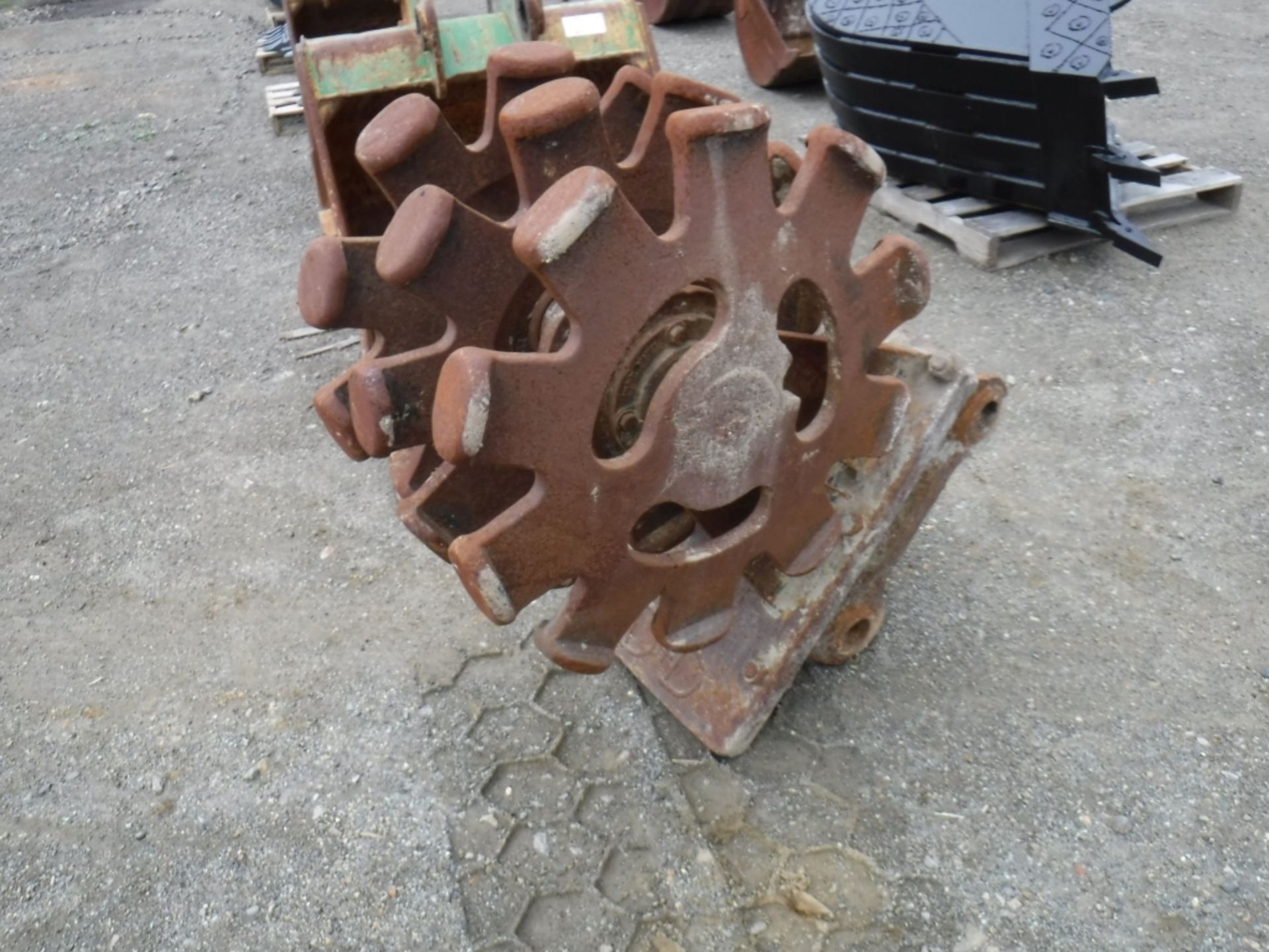 18" Compaction Wheel Attachment. - Image 2 of 5