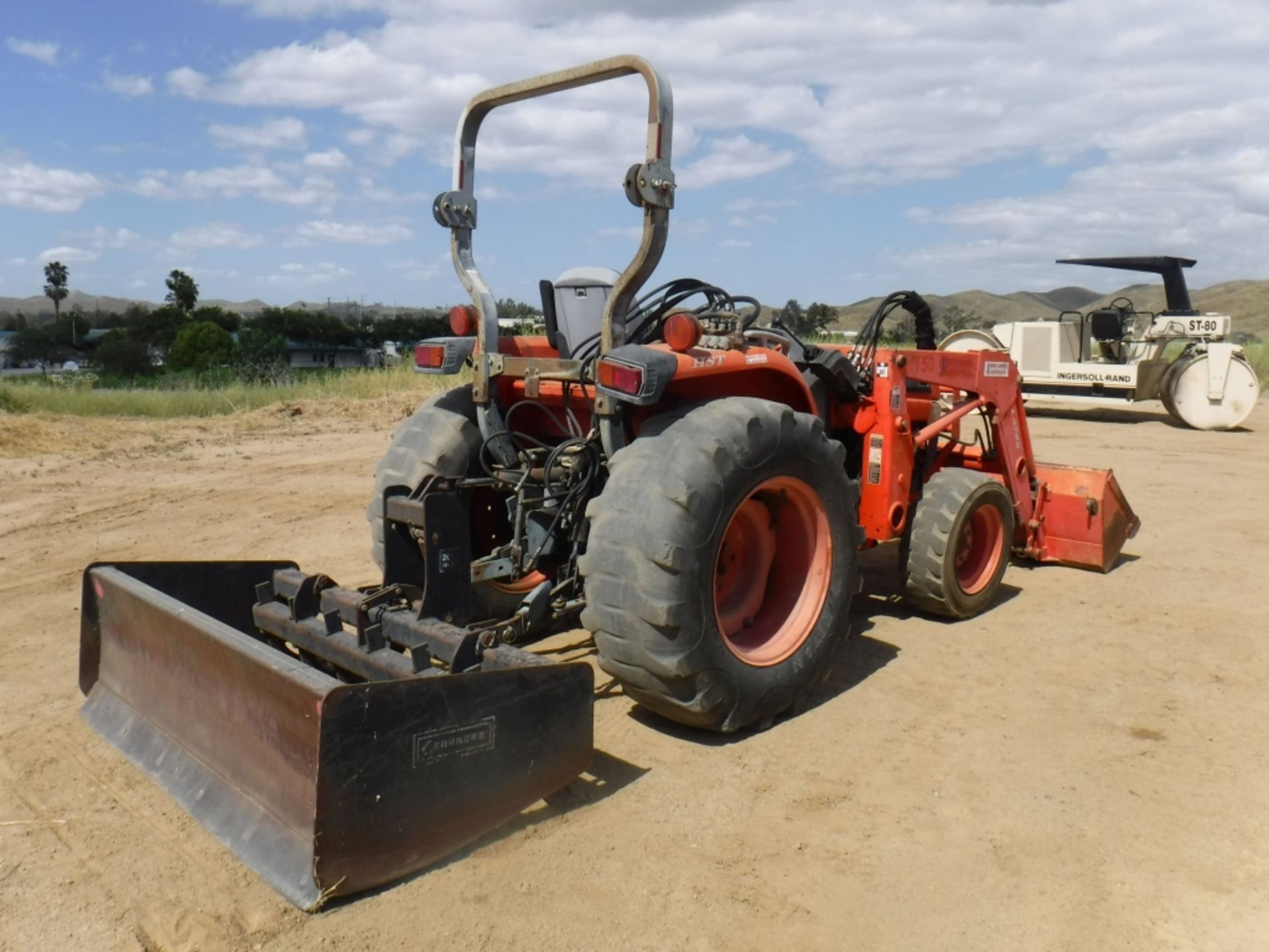 2012 Kubota L3130 HST Utility Tractor, - Image 5 of 31