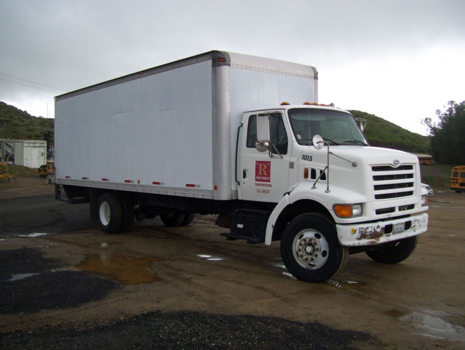 Ford L8501 Van Truck, - Image 4 of 79