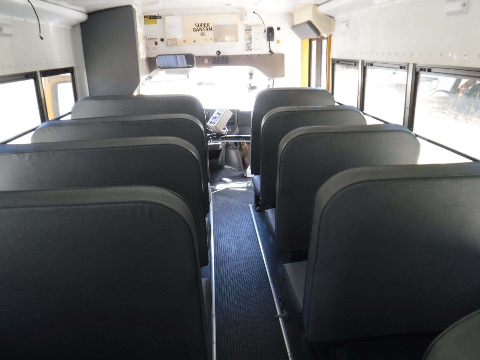 Chevrolet C3500 24-Passenger Bus, - Image 27 of 42