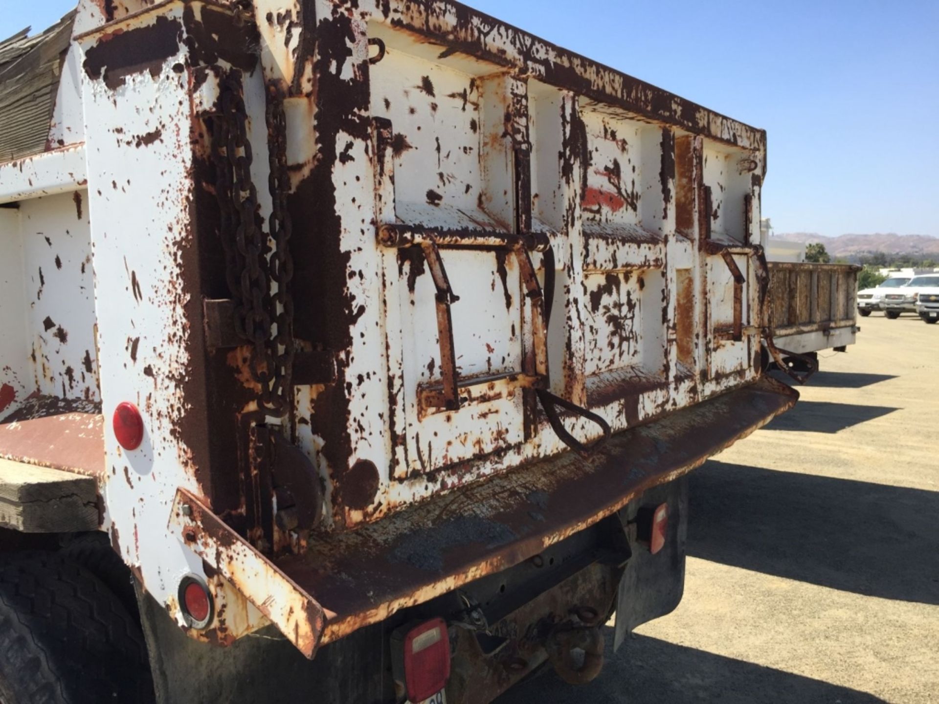 Chevrolet C60 Dump Truck, - Image 42 of 62