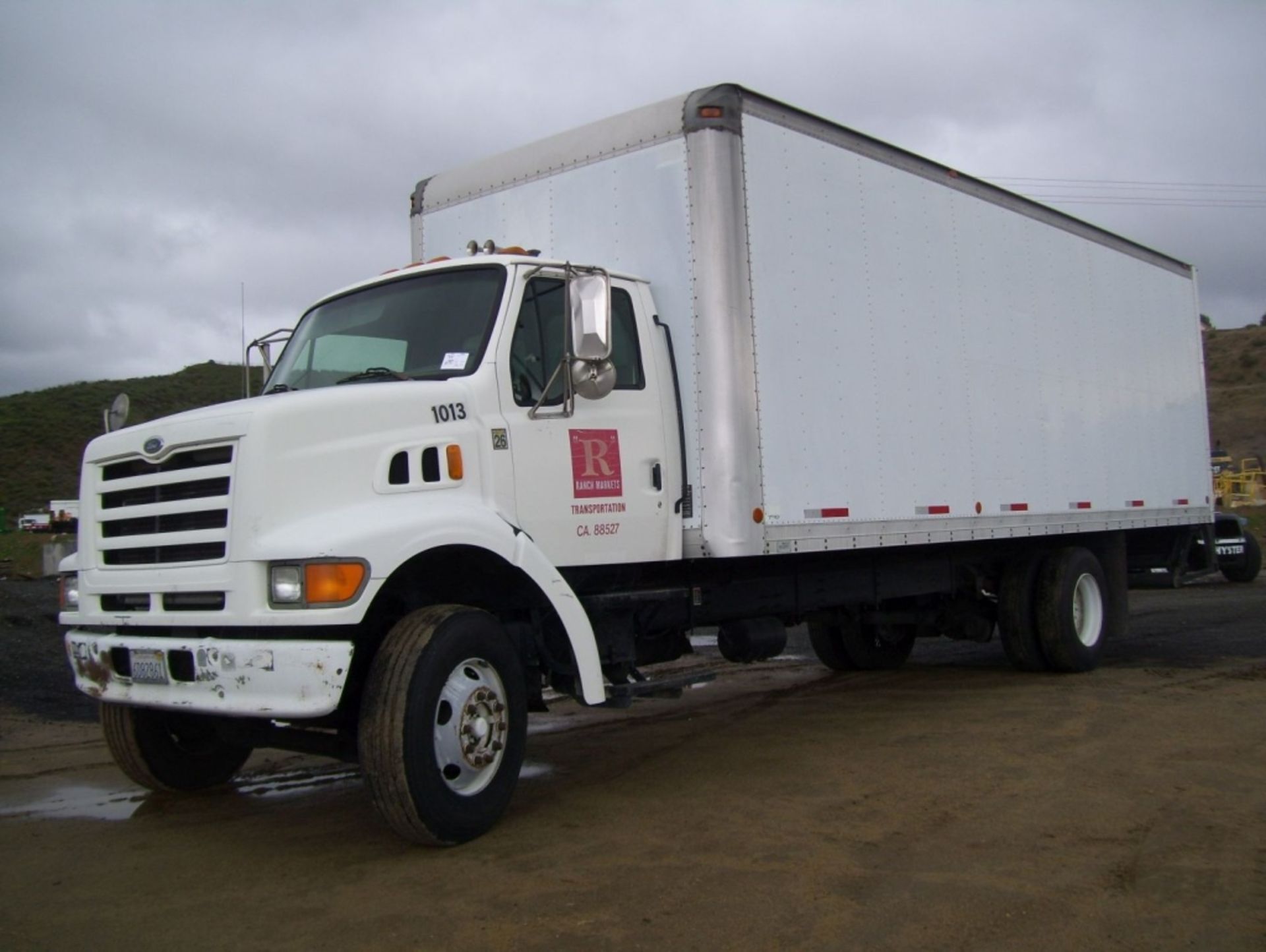 Ford L8501 Van Truck, - Image 2 of 79