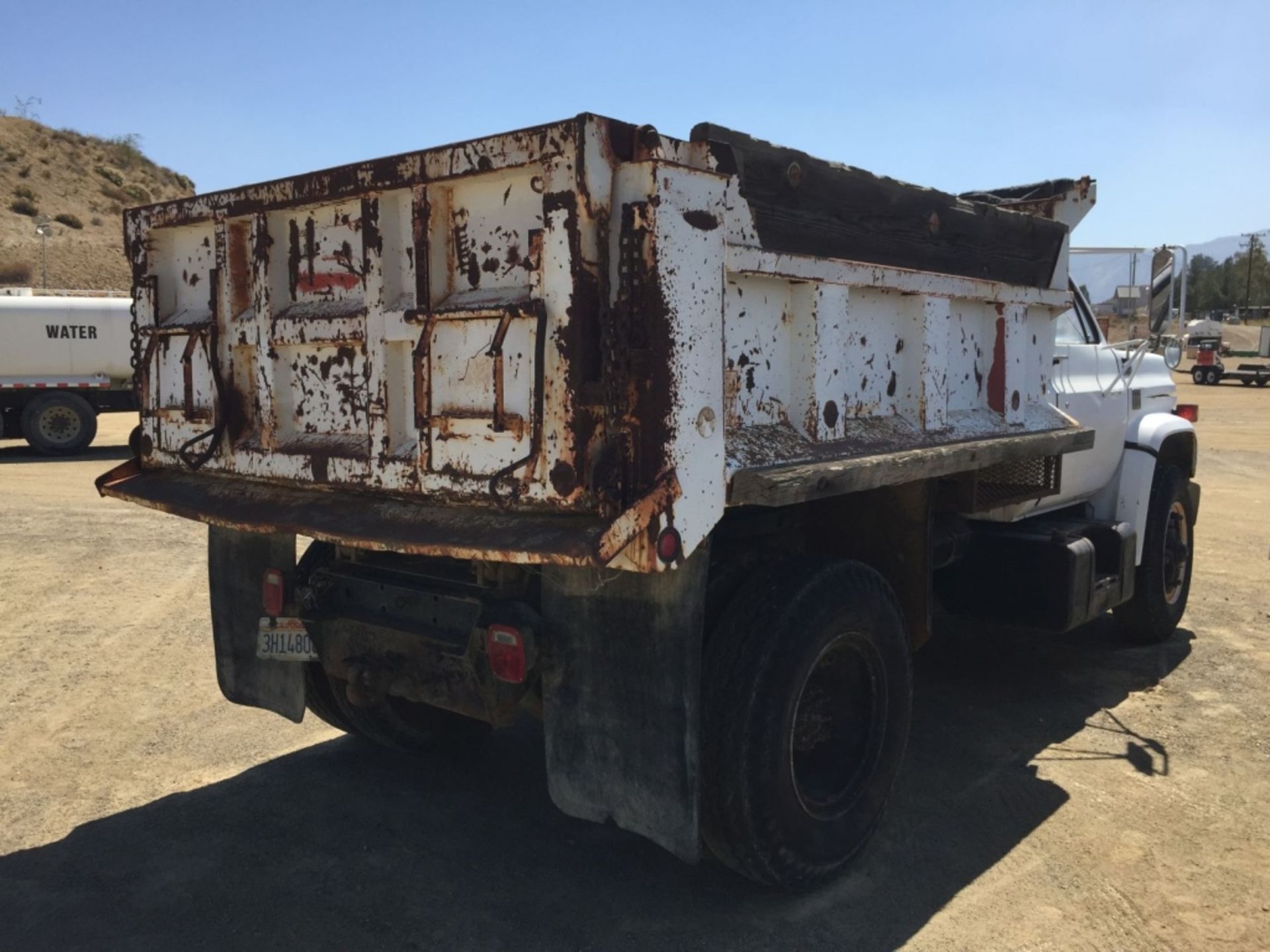 Chevrolet C60 Dump Truck, - Image 10 of 62