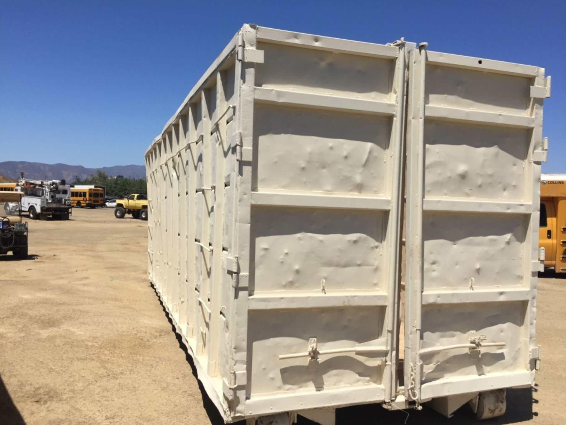 8' x 24' x 8' Roll Off Bin. - Image 3 of 6