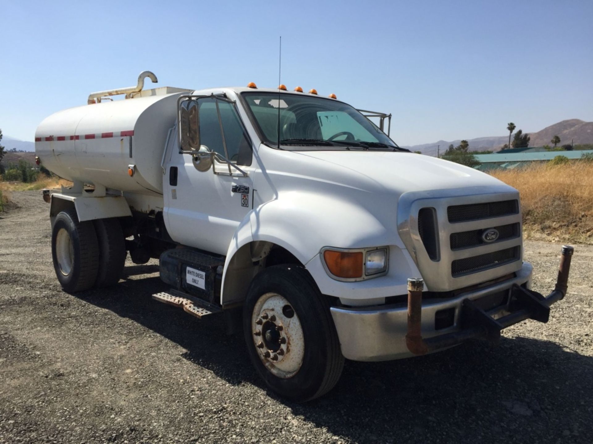 Ford F750 2000 Gallon Water Truck, - Image 3 of 85