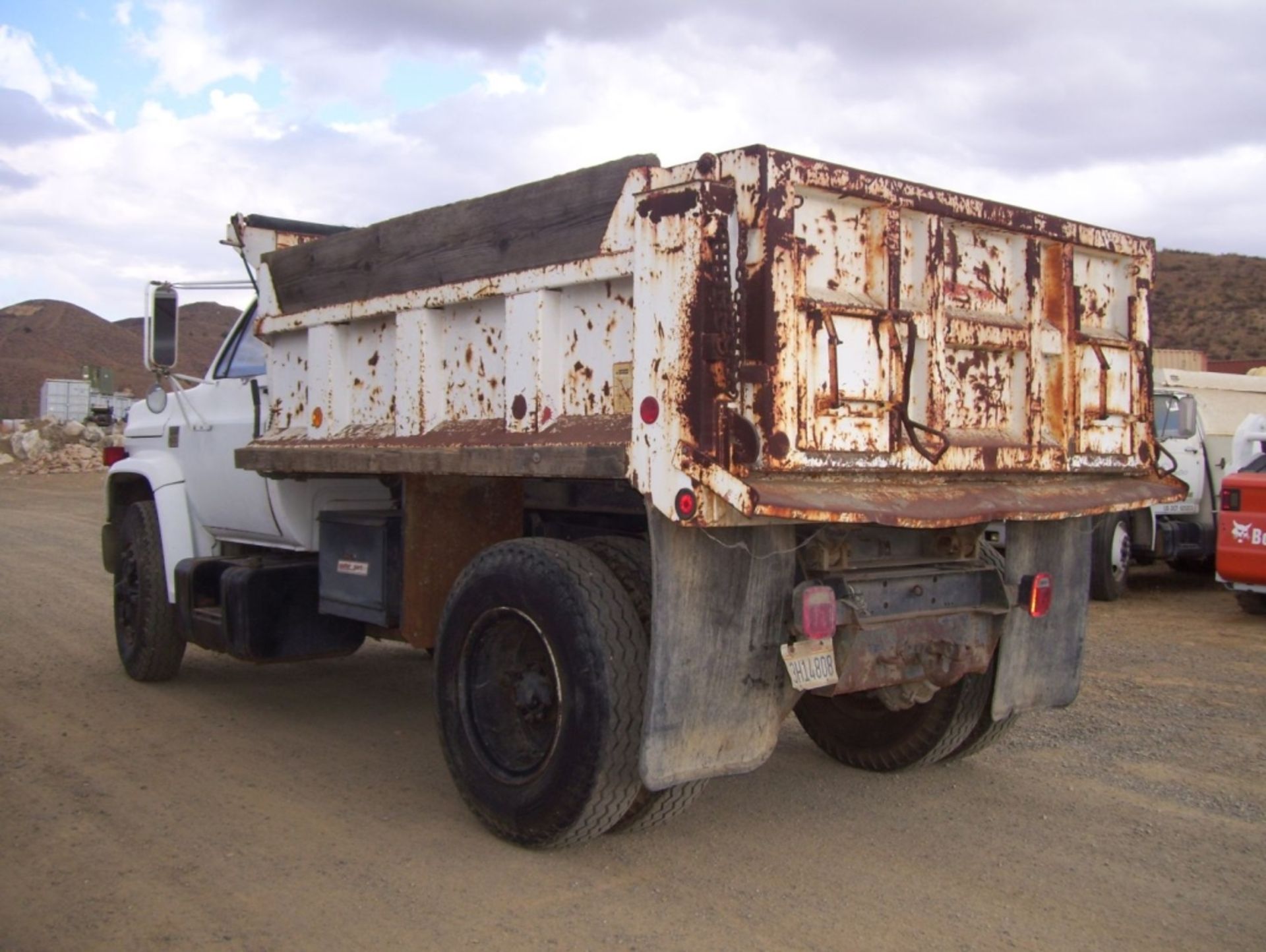 Chevrolet C60 Dump Truck, - Image 11 of 62