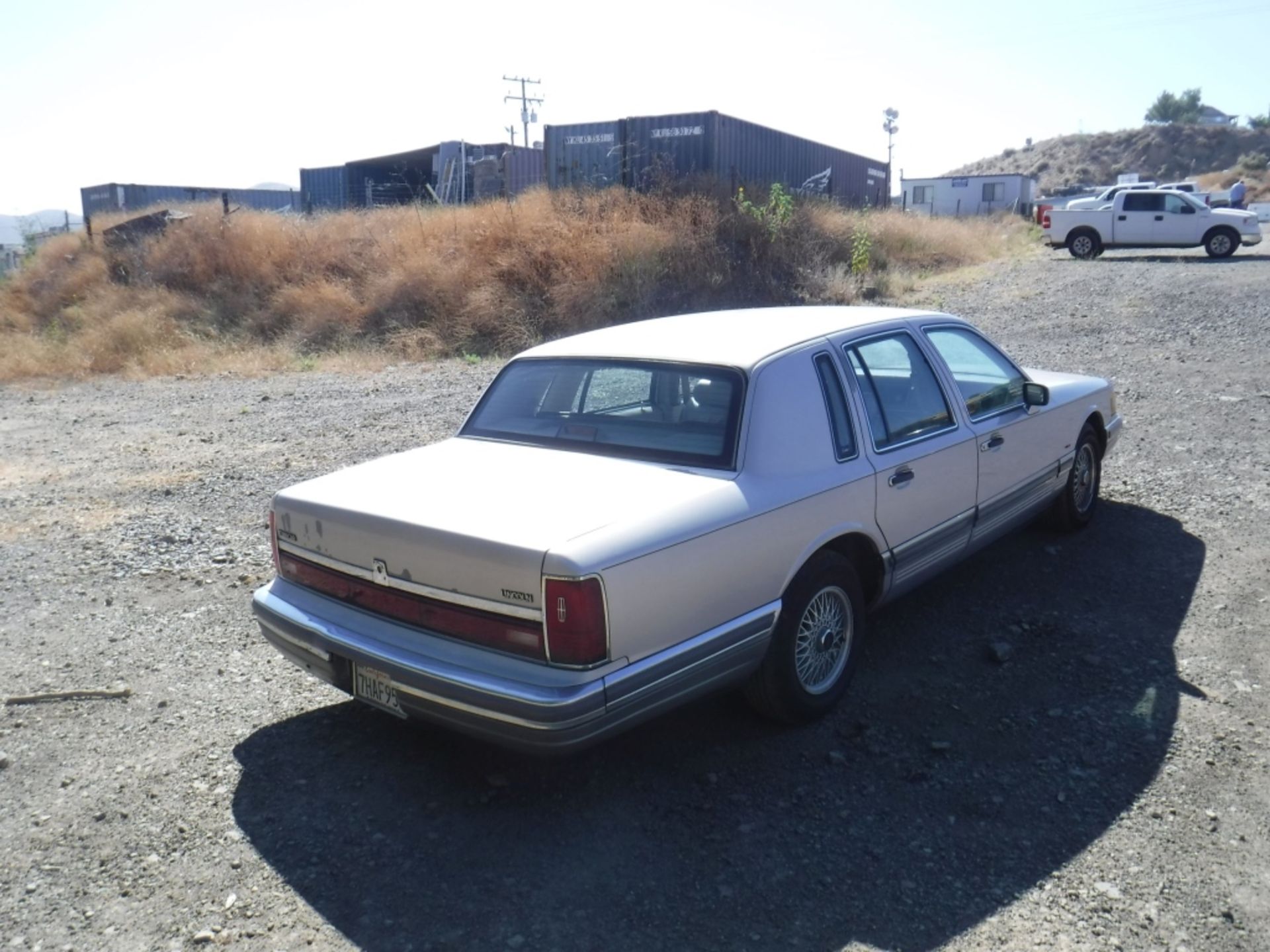 Lincoln Town Car Sedan, - Image 5 of 28