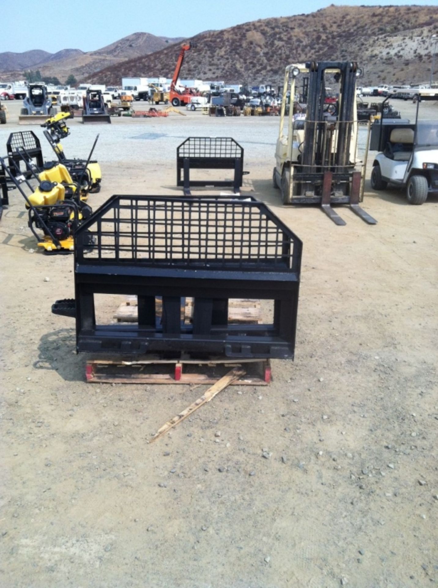 Unused 2020 JBX 4000 48" Fork Attachment, - Image 10 of 10