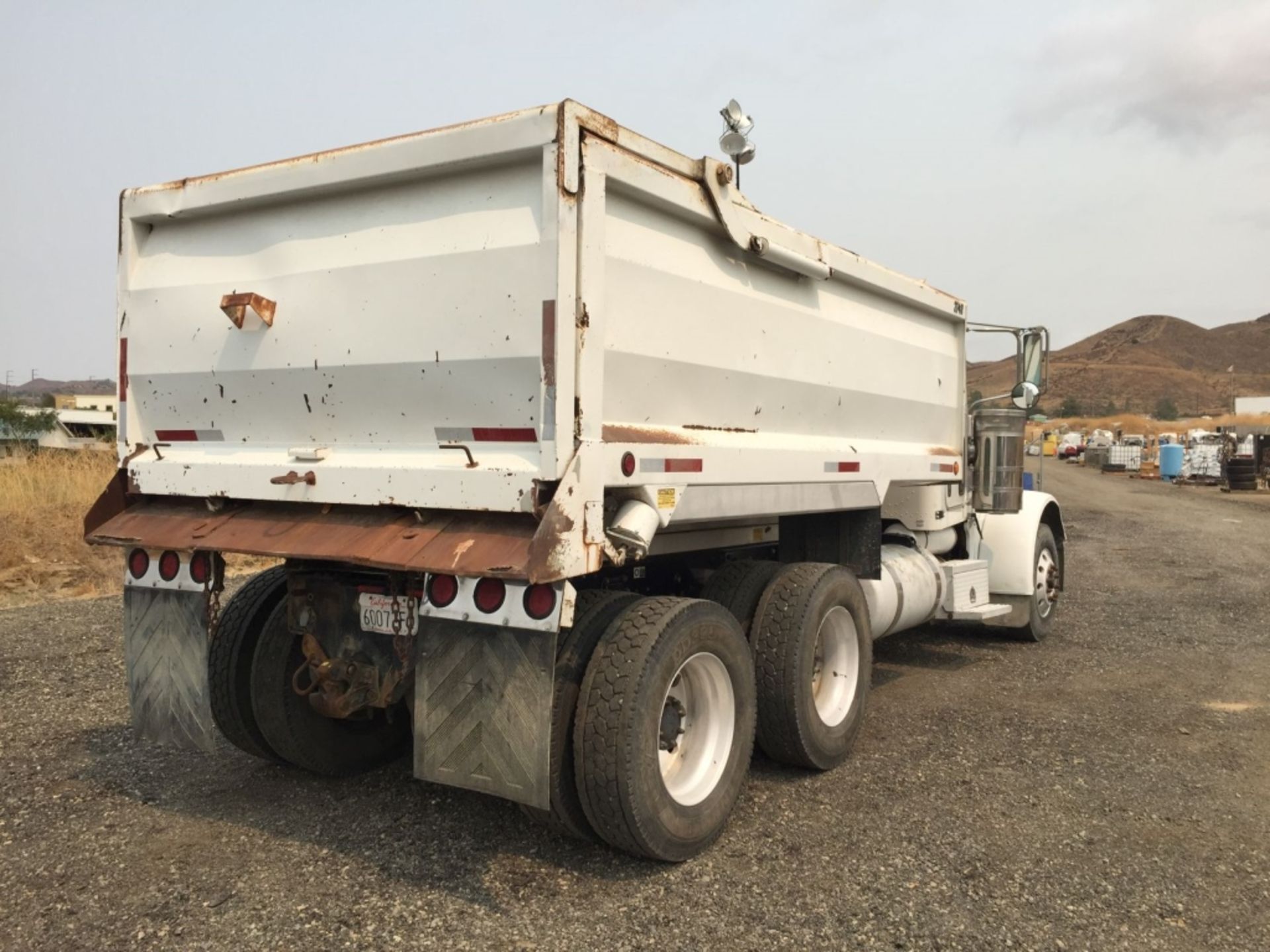 Peterbilt 379 Dump Truck, - Image 7 of 56