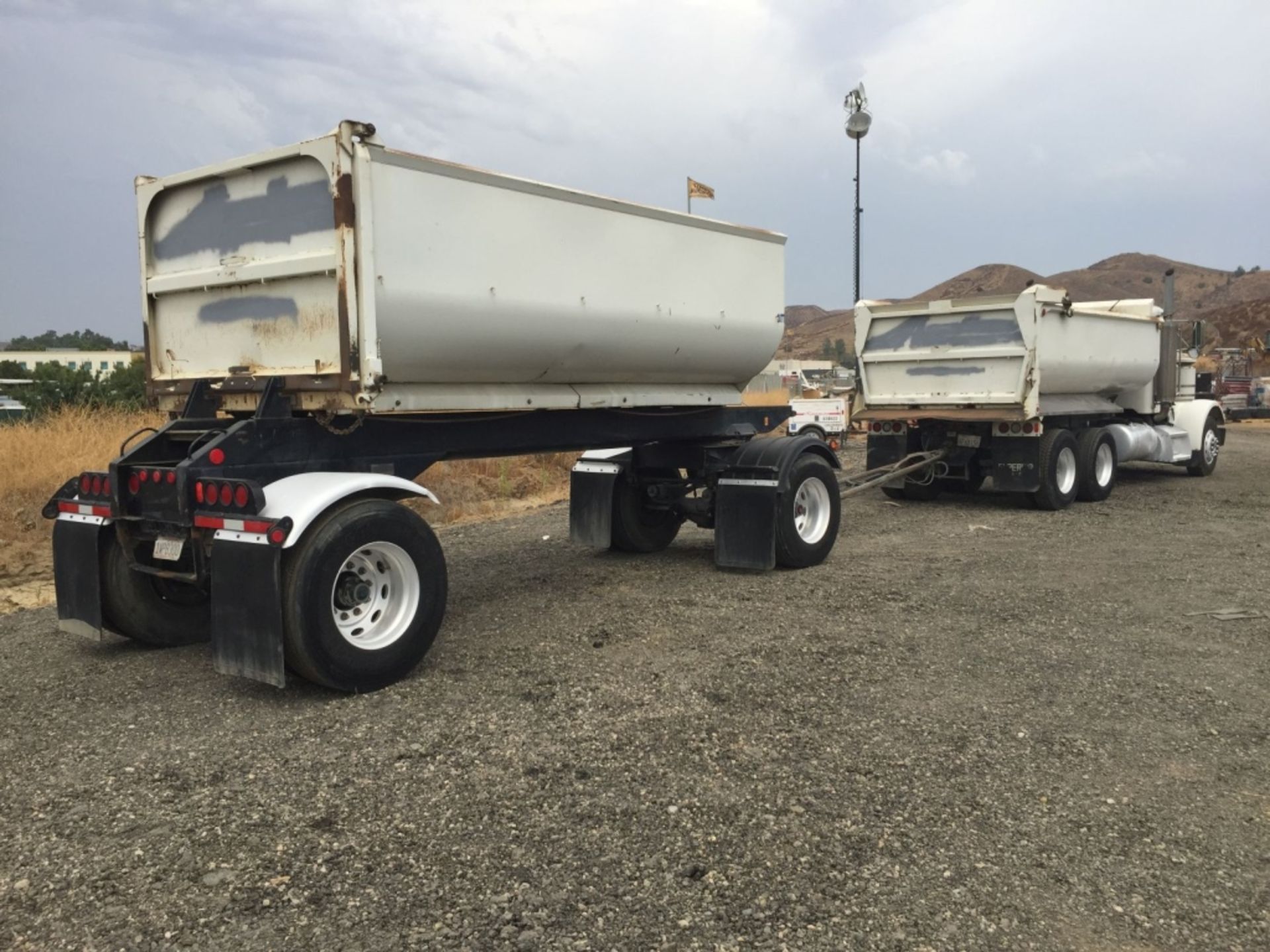 Peterbilt 378 Transfer Set, - Image 10 of 102