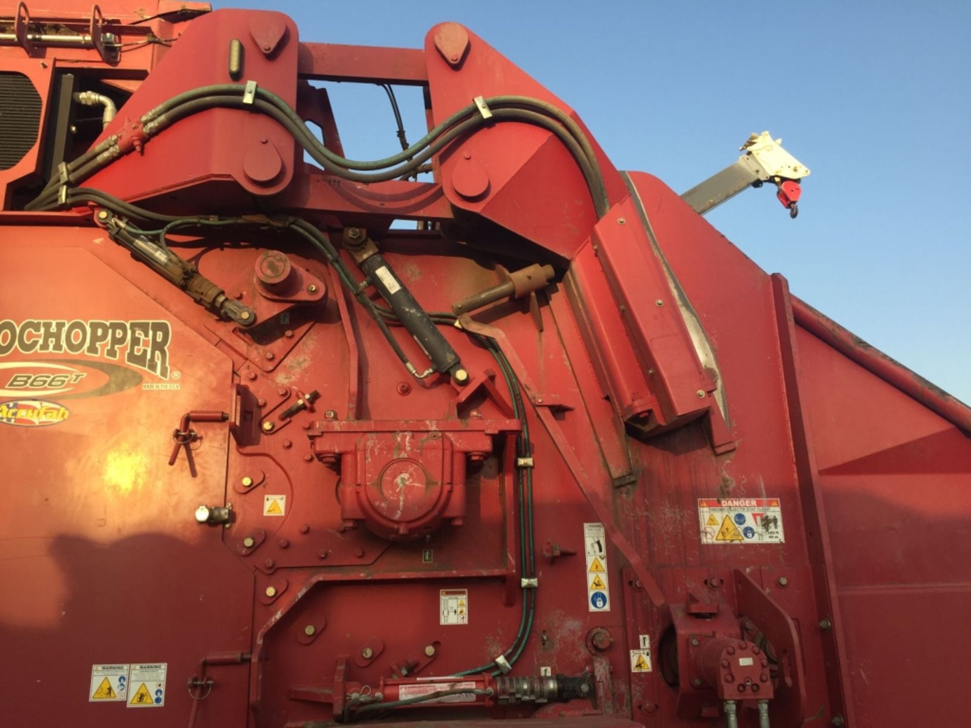 2016 Rotochopper B66T Crawler Horizontal Grinder / - Image 15 of 24