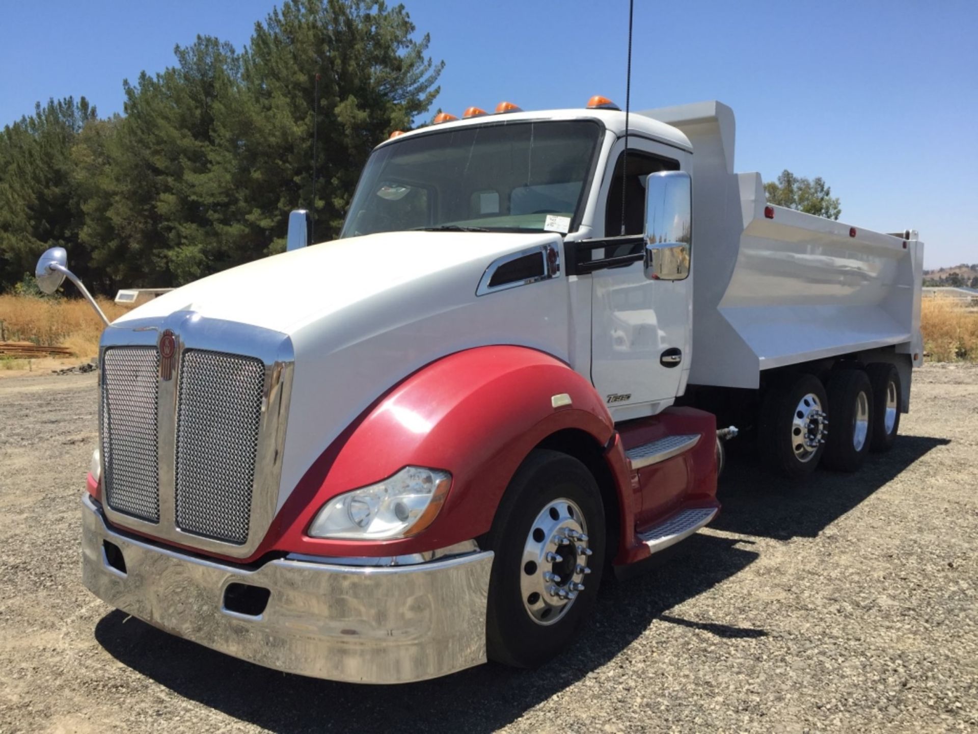 2017 Kenworth T680 Super 10 Dump Truck, - Image 6 of 84