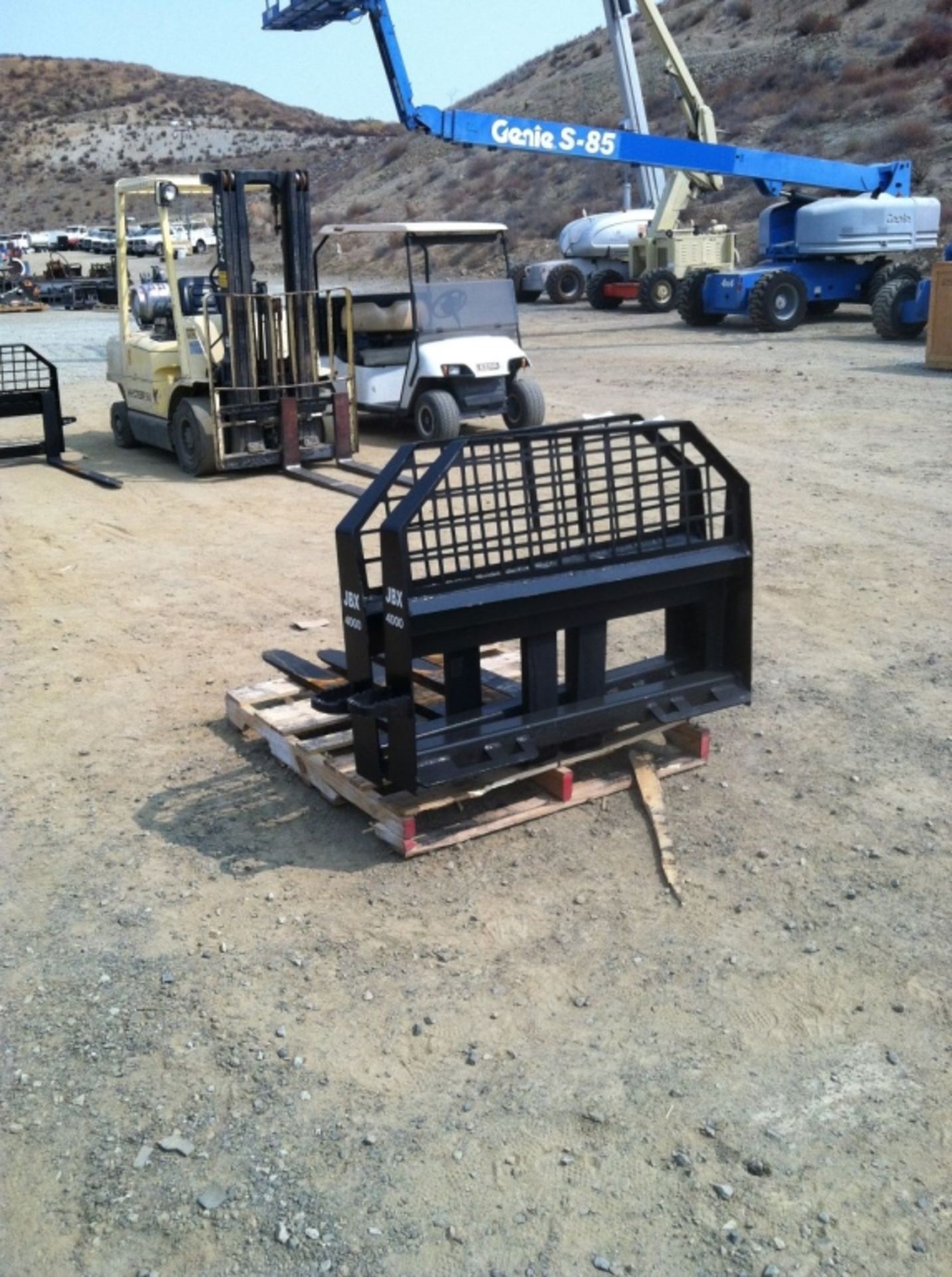 Unused 2020 JBX 4000 48" Fork Attachment, - Image 5 of 10