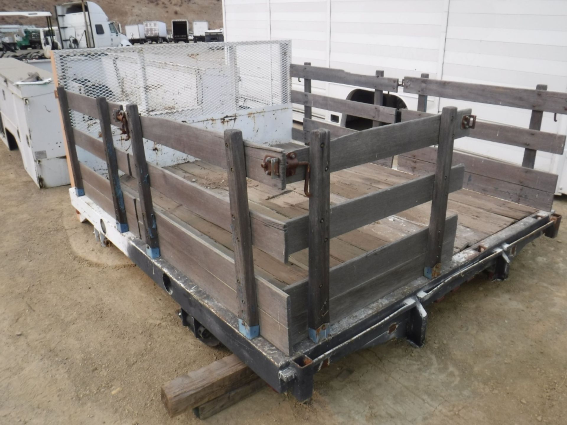 96" x 116" Flatbed w/Stake Sides & Headache Rack,. - Image 7 of 8