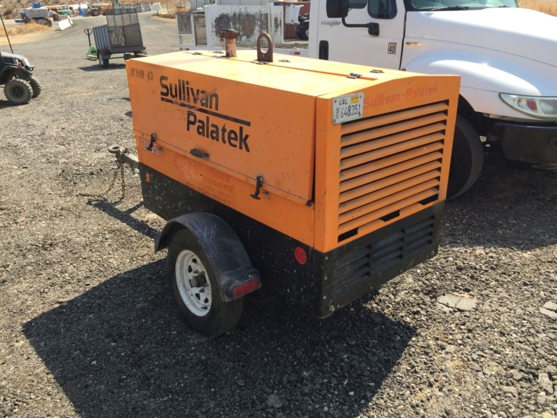 Sullivan-Palatek DF185P3JD 185 CFM Air Compressor, - Image 6 of 28