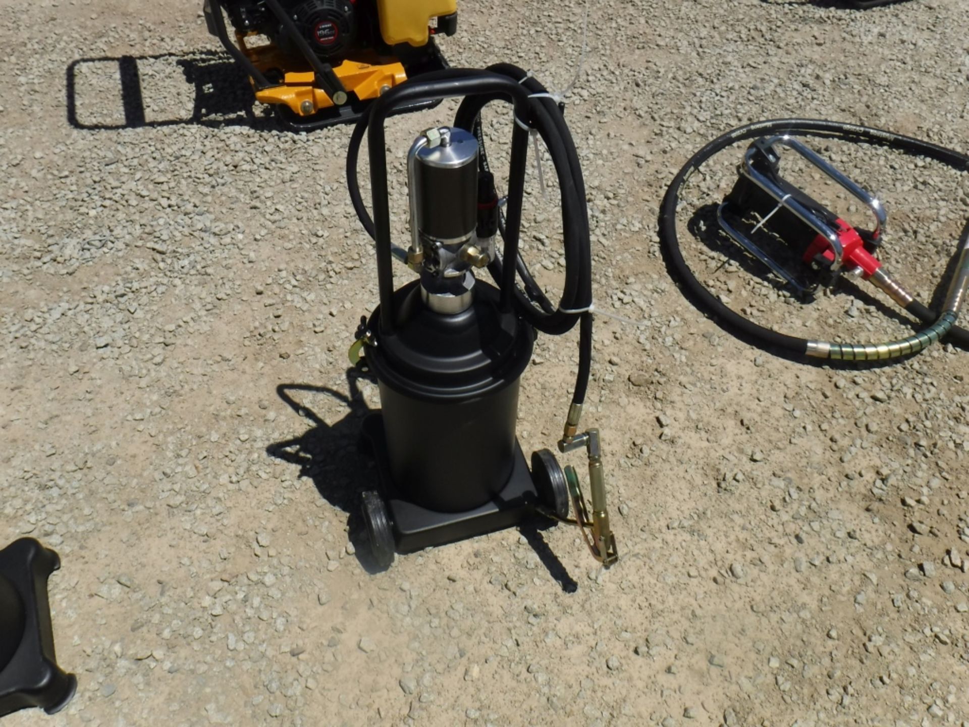 Unused Grease Buddy Pneumatic Grease Pump. - Image 2 of 4