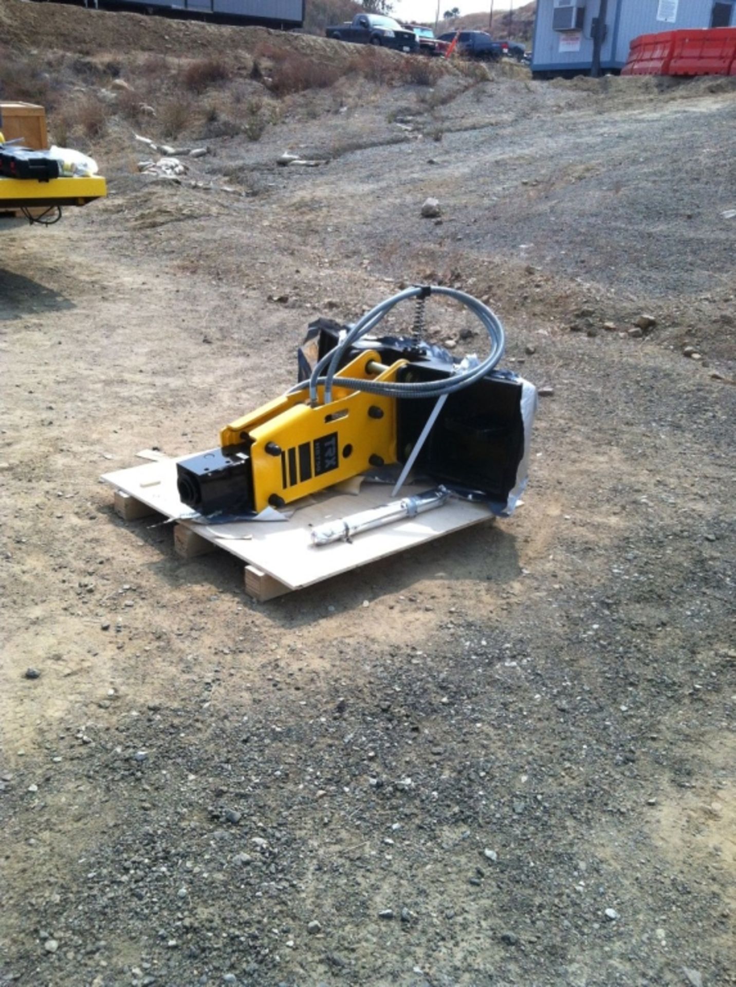 Unused 2020 TRX HB750 Hydraulic Hammer Attachment, - Image 3 of 8