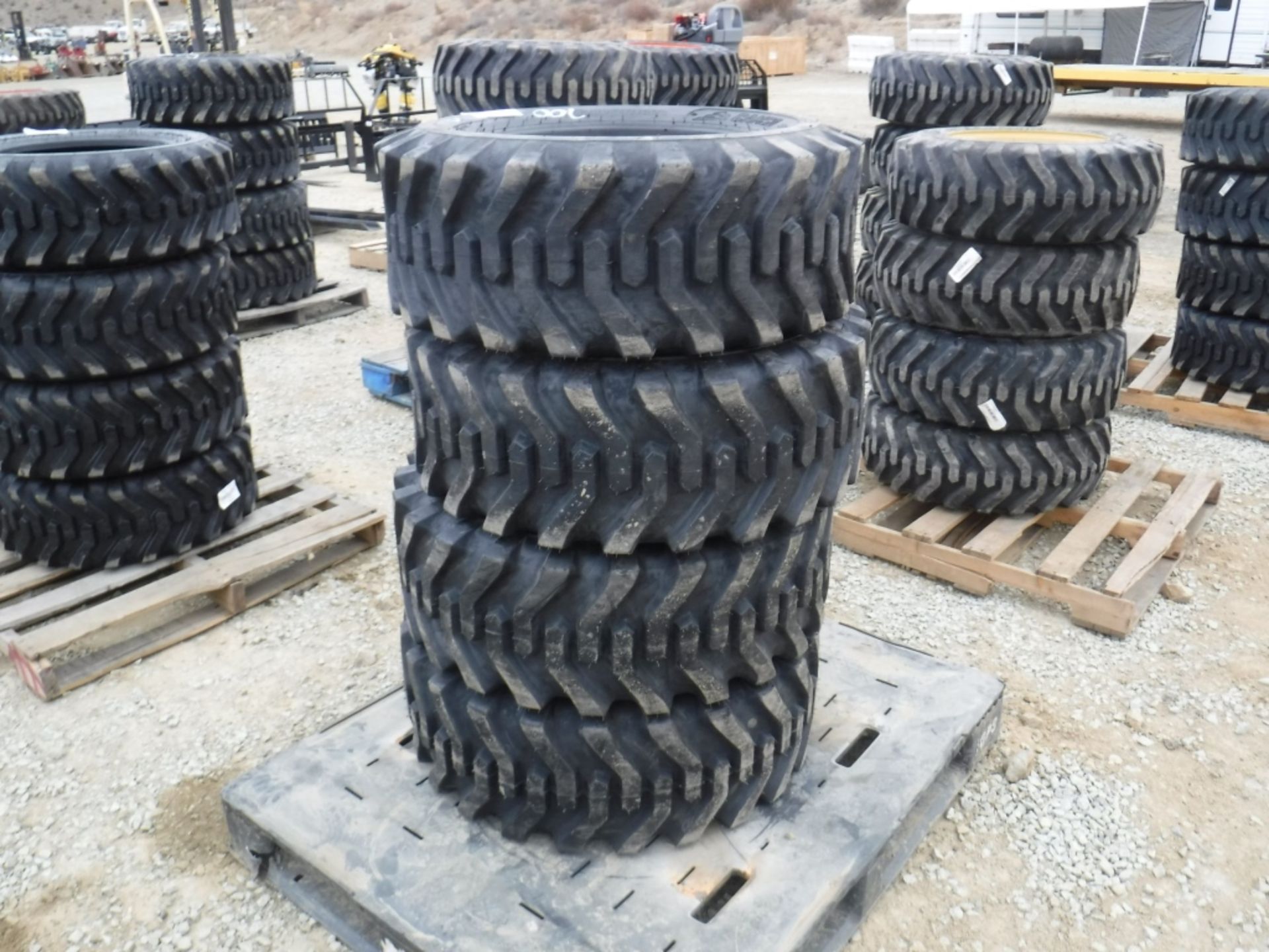 (4) Unused Camso SK332 12-16.5 Skid Steer Tires. - Image 6 of 10