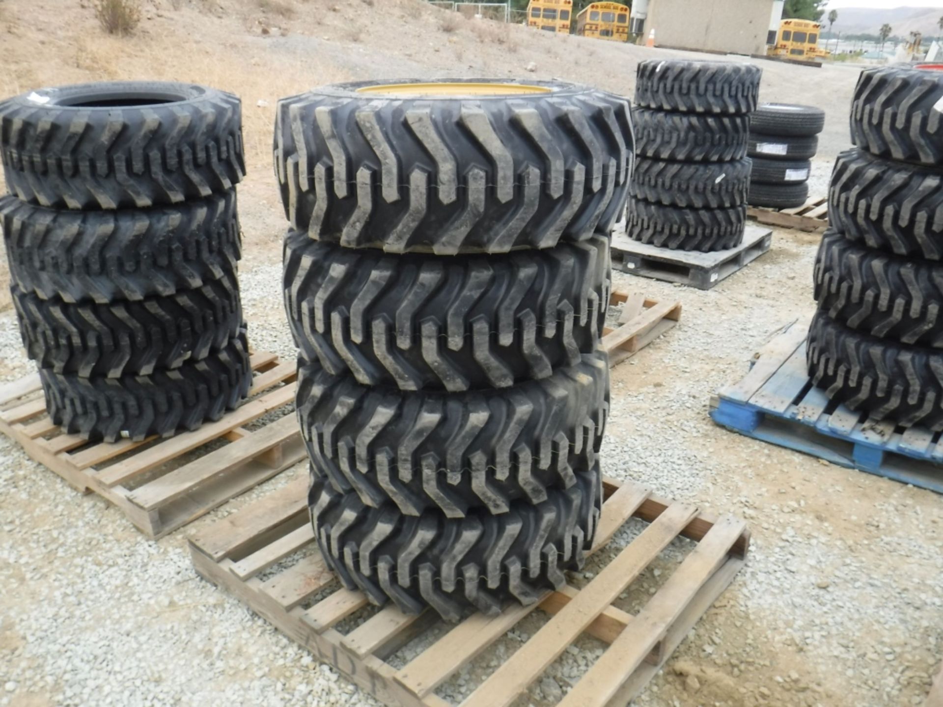 (4) Unused Camso SK332 12-16.5 Skid Steer Tires - Image 2 of 10