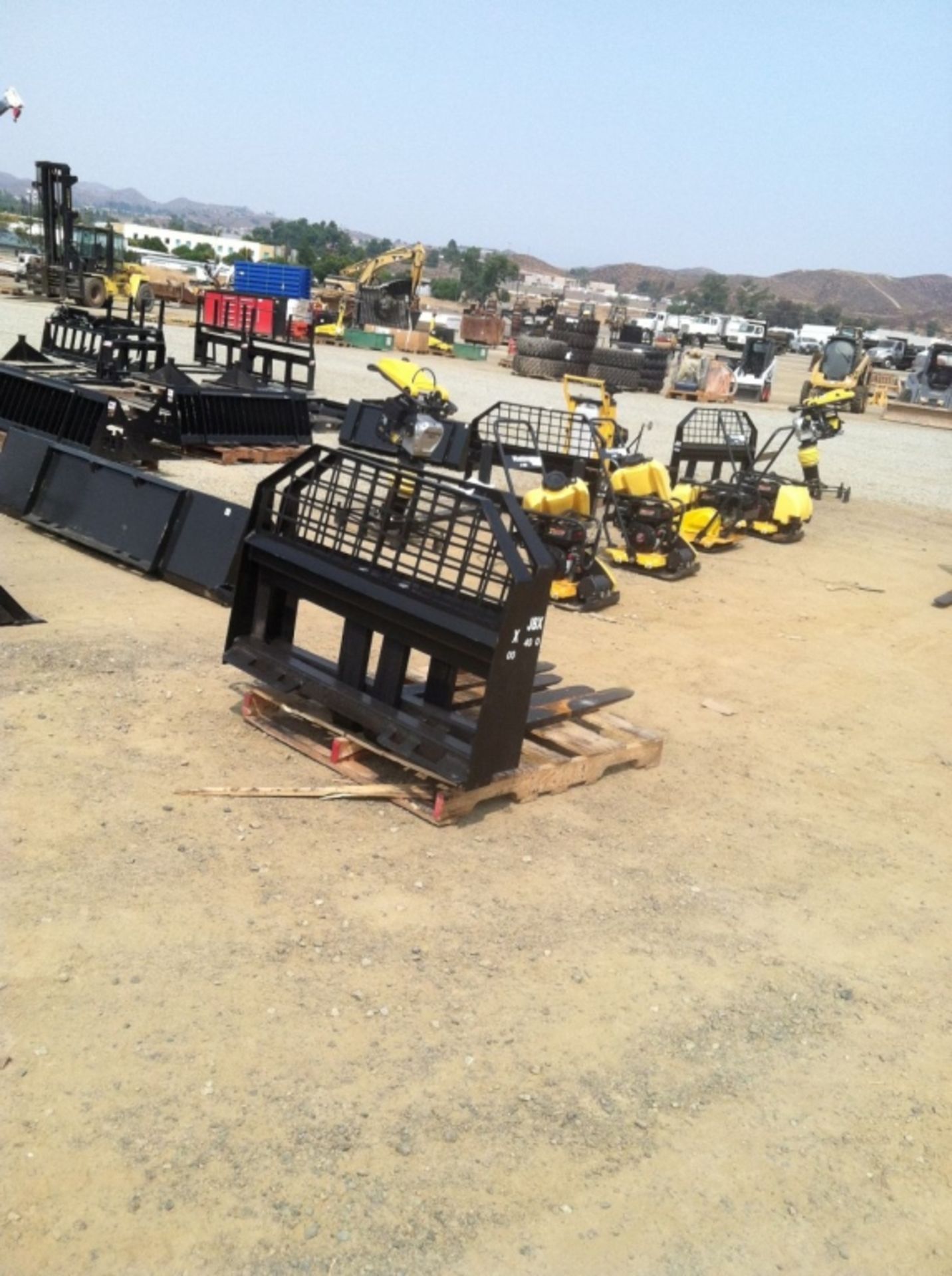 Unused 2020 JBX 4000 48" Fork Attachment, - Image 7 of 10