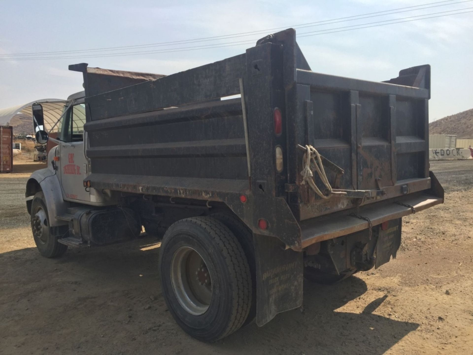 International 4900 Dump Truck, - Image 3 of 20