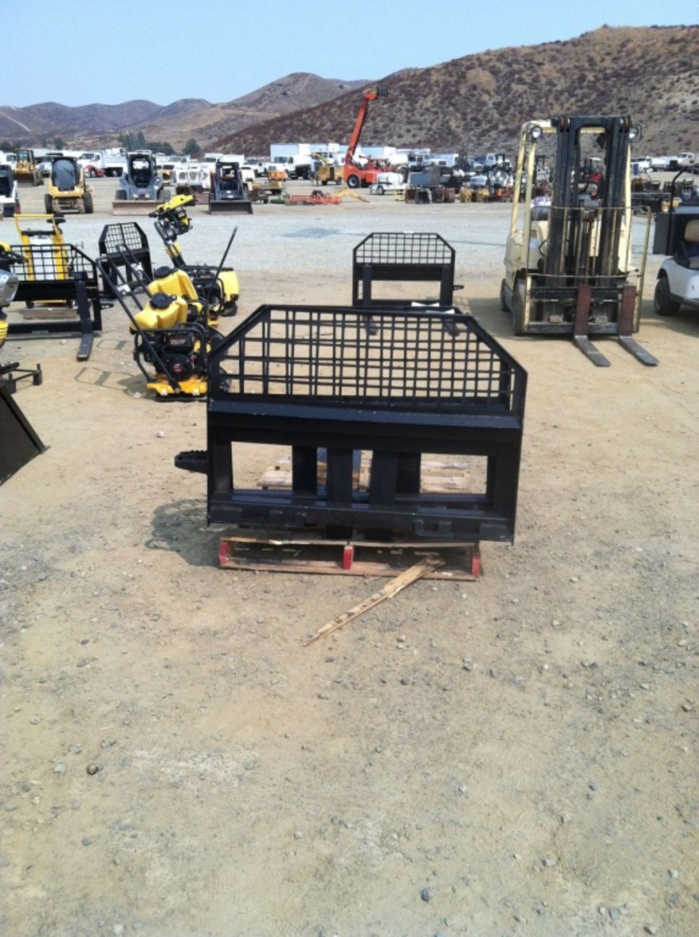 Unused 2020 JBX 4000 48" Fork Attachment, - Image 9 of 10