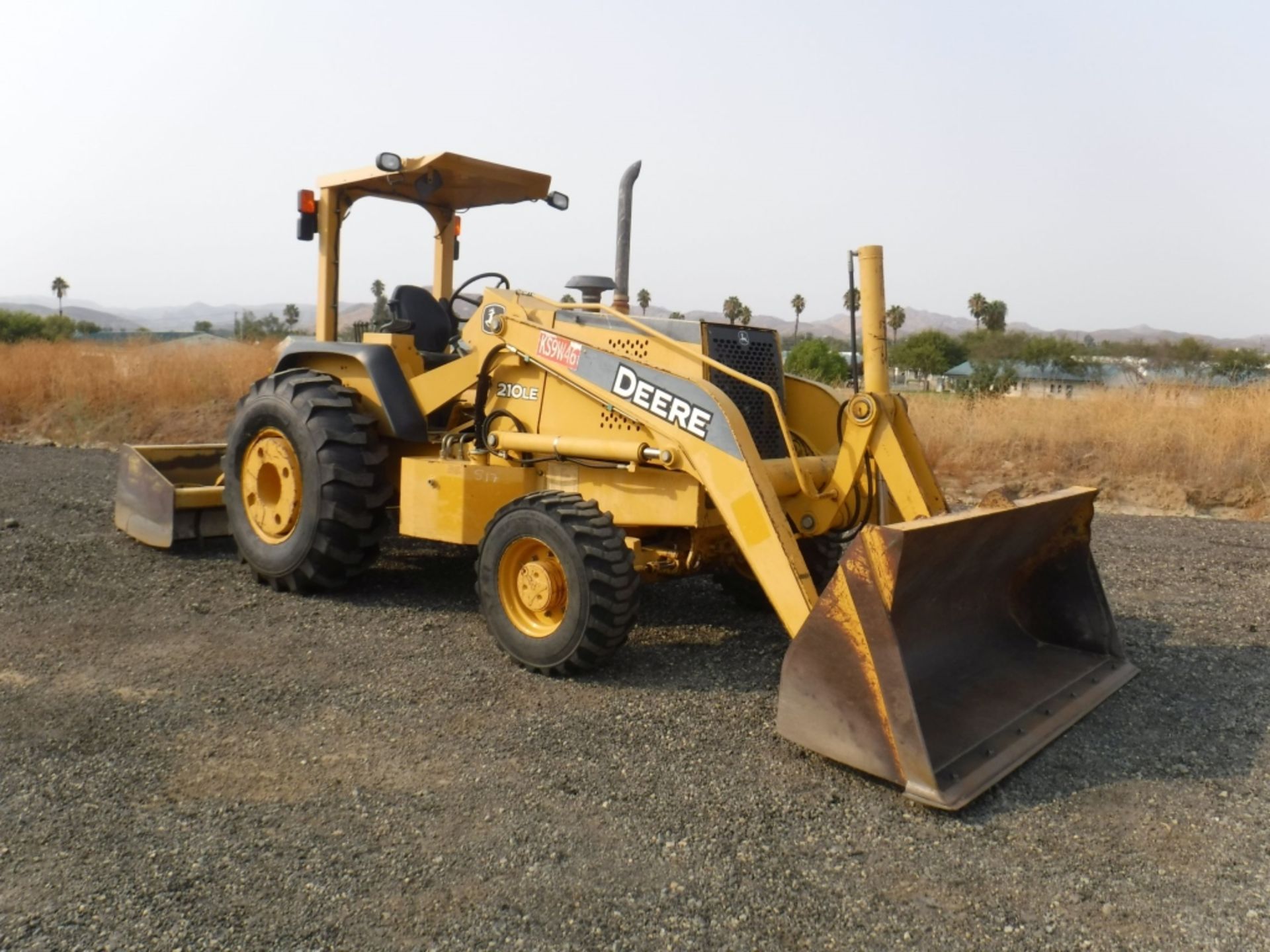 2005 John Deere 210LE Skip Loader, - Image 4 of 32