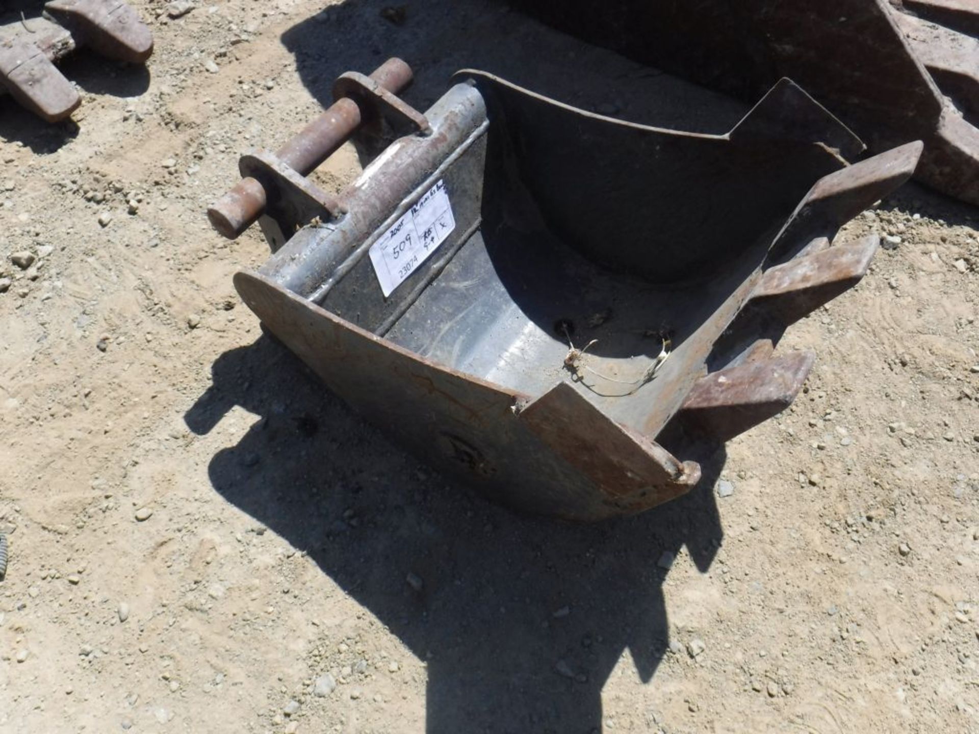Bobcat 12" Mini Excavator Bucket. - Image 2 of 6