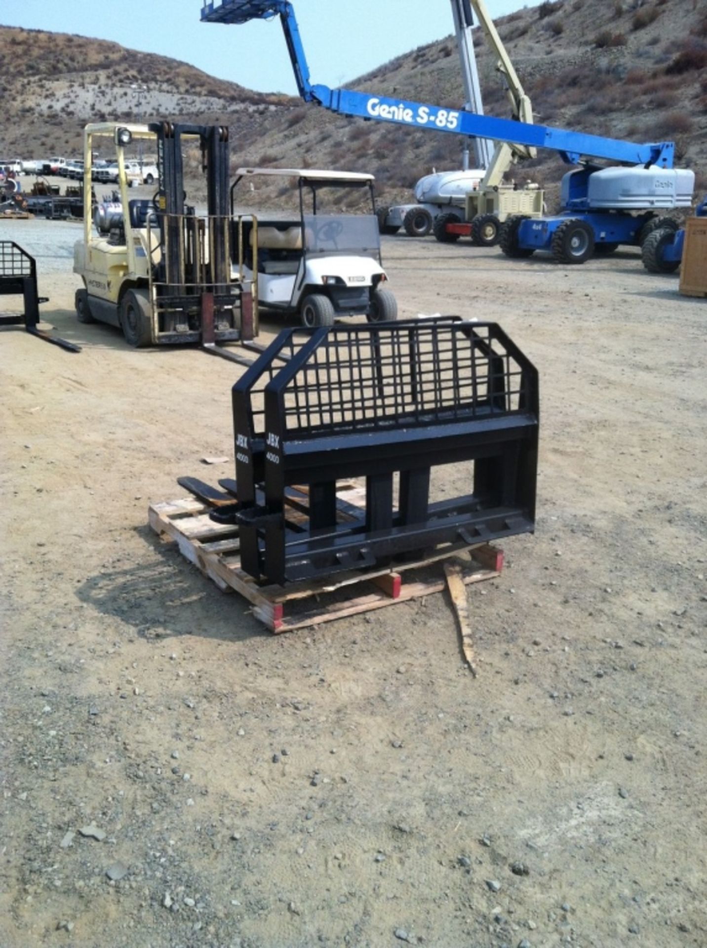 Unused 2020 JBX 4000 48" Fork Attachment, - Image 5 of 10