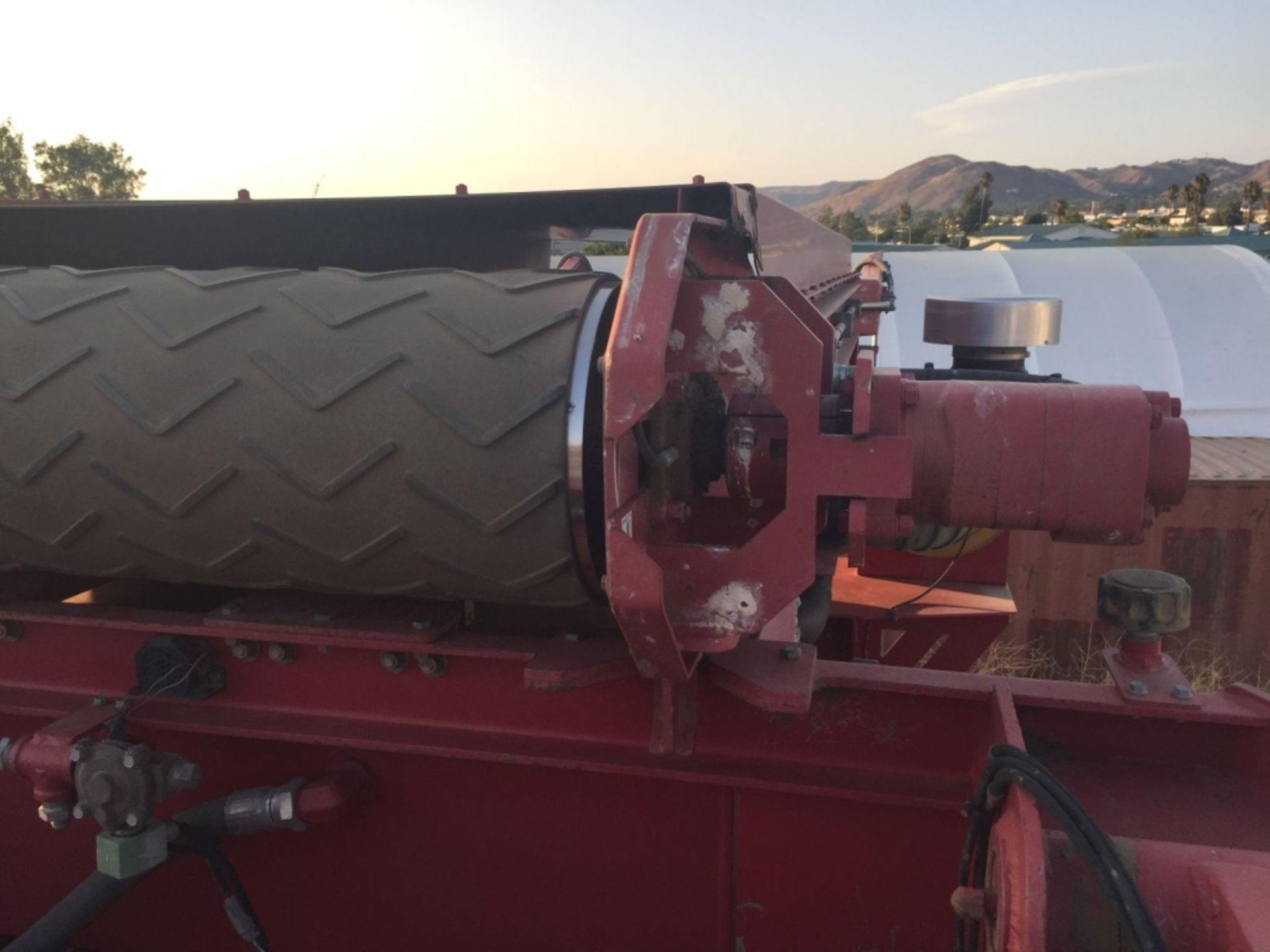 2016 Rotochopper B66T Crawler Horizontal Grinder / - Image 21 of 24