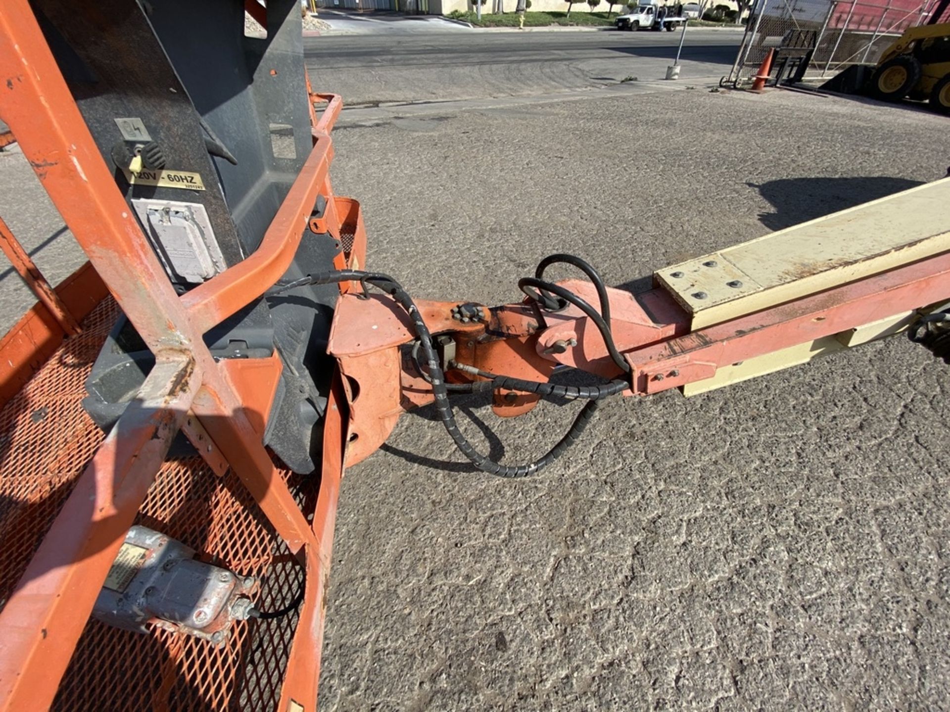 2004 JLG 400S Boom Lift, - Image 30 of 51